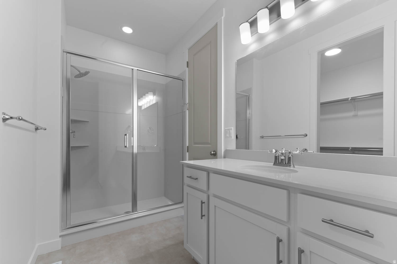 BROADVIEW SHORES COTTAGES 805 - Residential