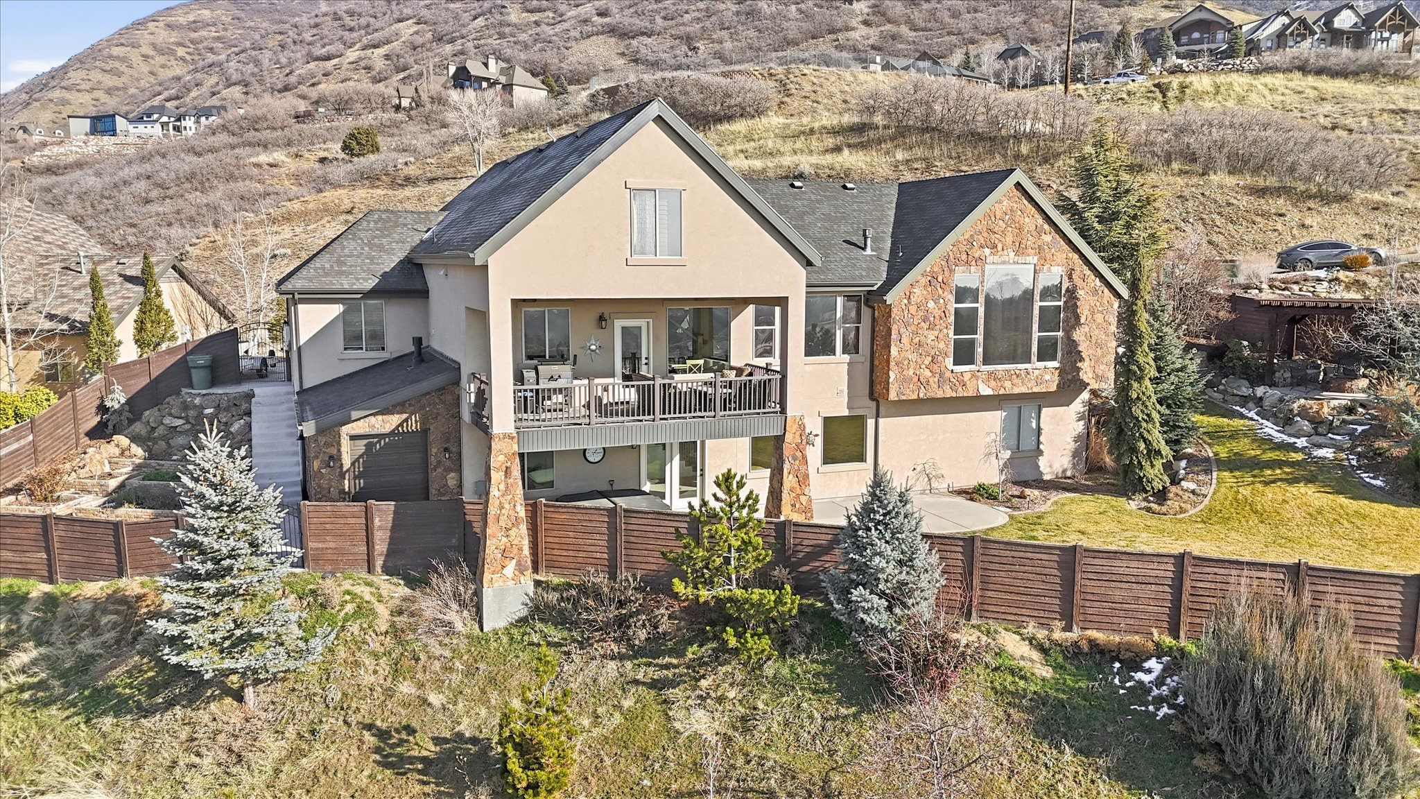 LAYTON RIDGES SUB - Residential