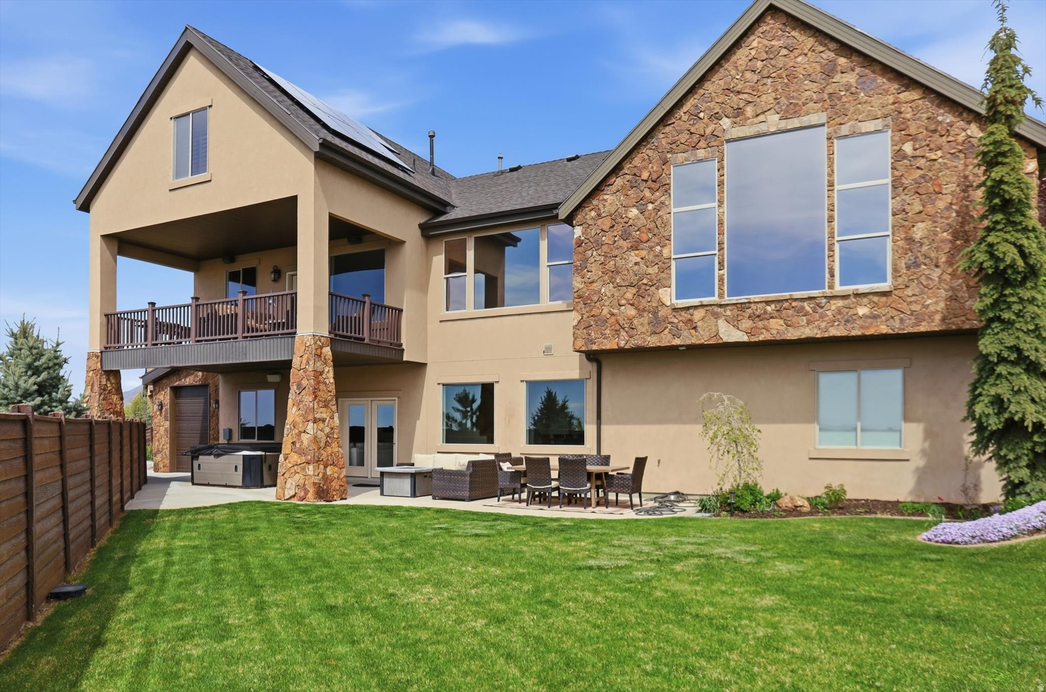 LAYTON RIDGES SUB - Residential