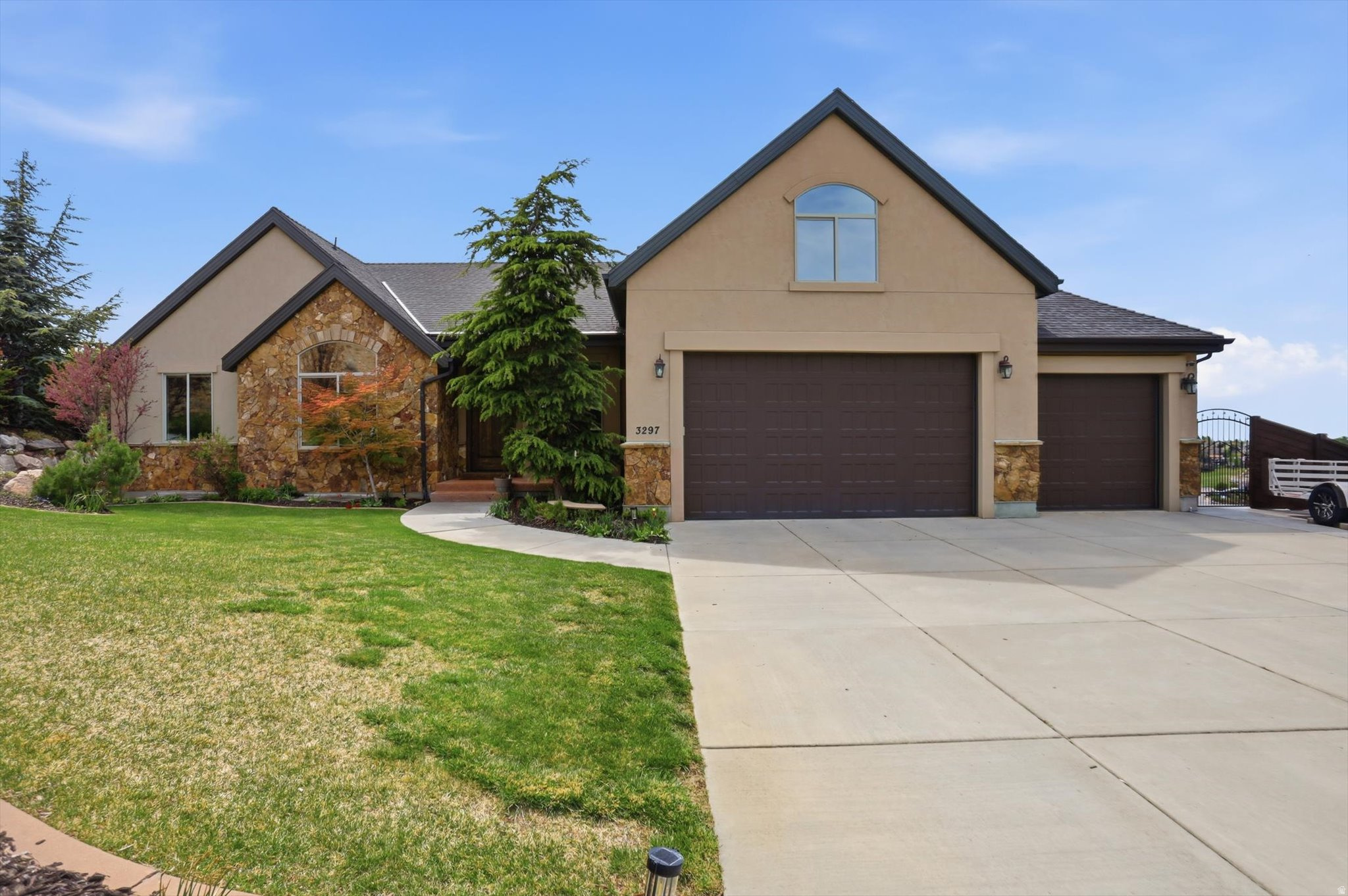 LAYTON RIDGES SUB - Residential