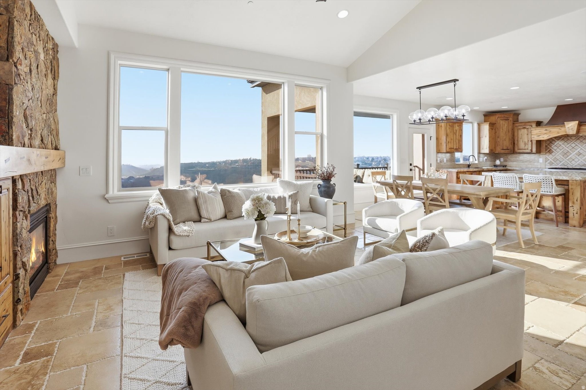 LAYTON RIDGES SUB - Residential