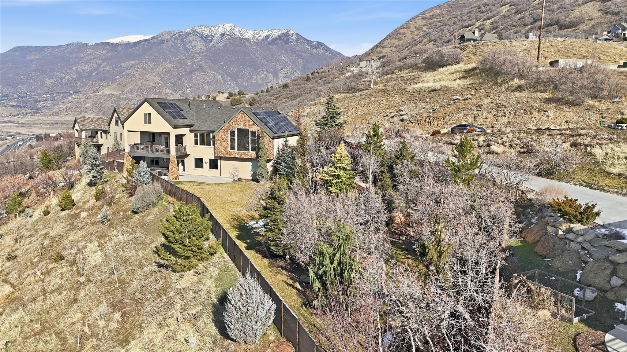 LAYTON RIDGES SUB - Residential