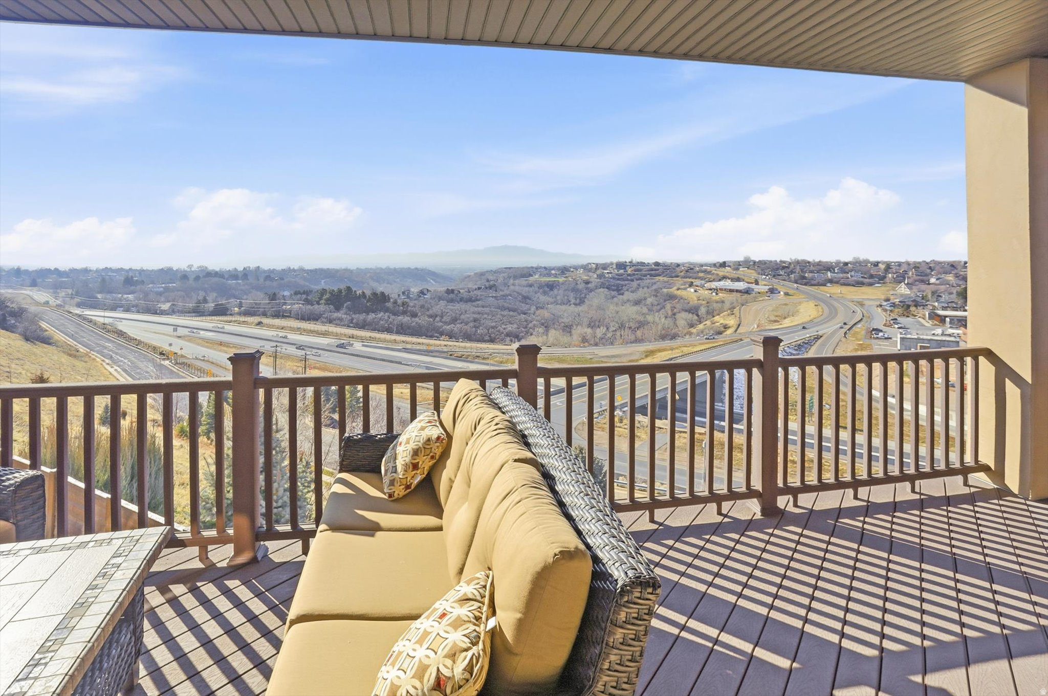 LAYTON RIDGES SUB - Residential