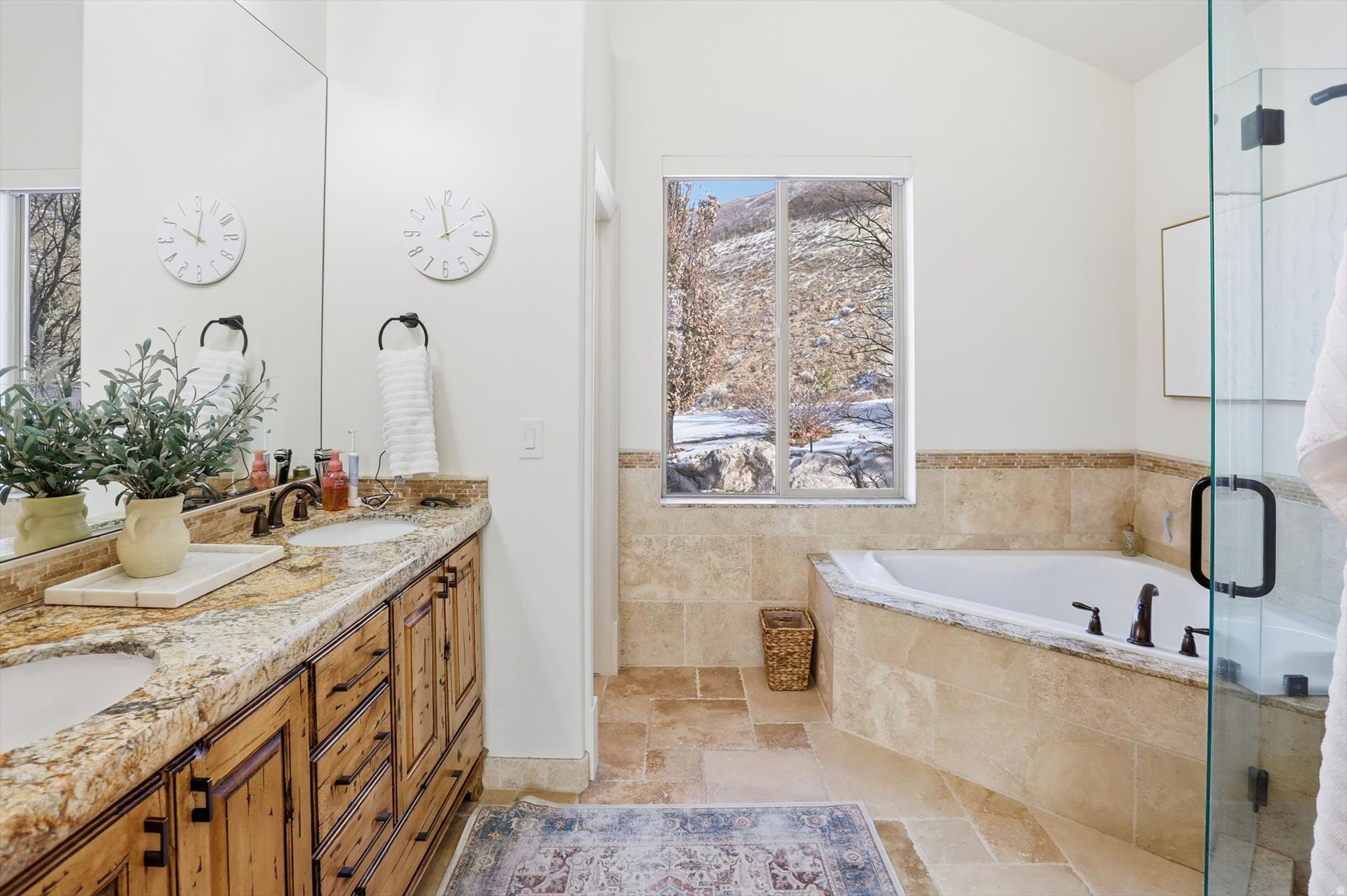 LAYTON RIDGES SUB - Residential