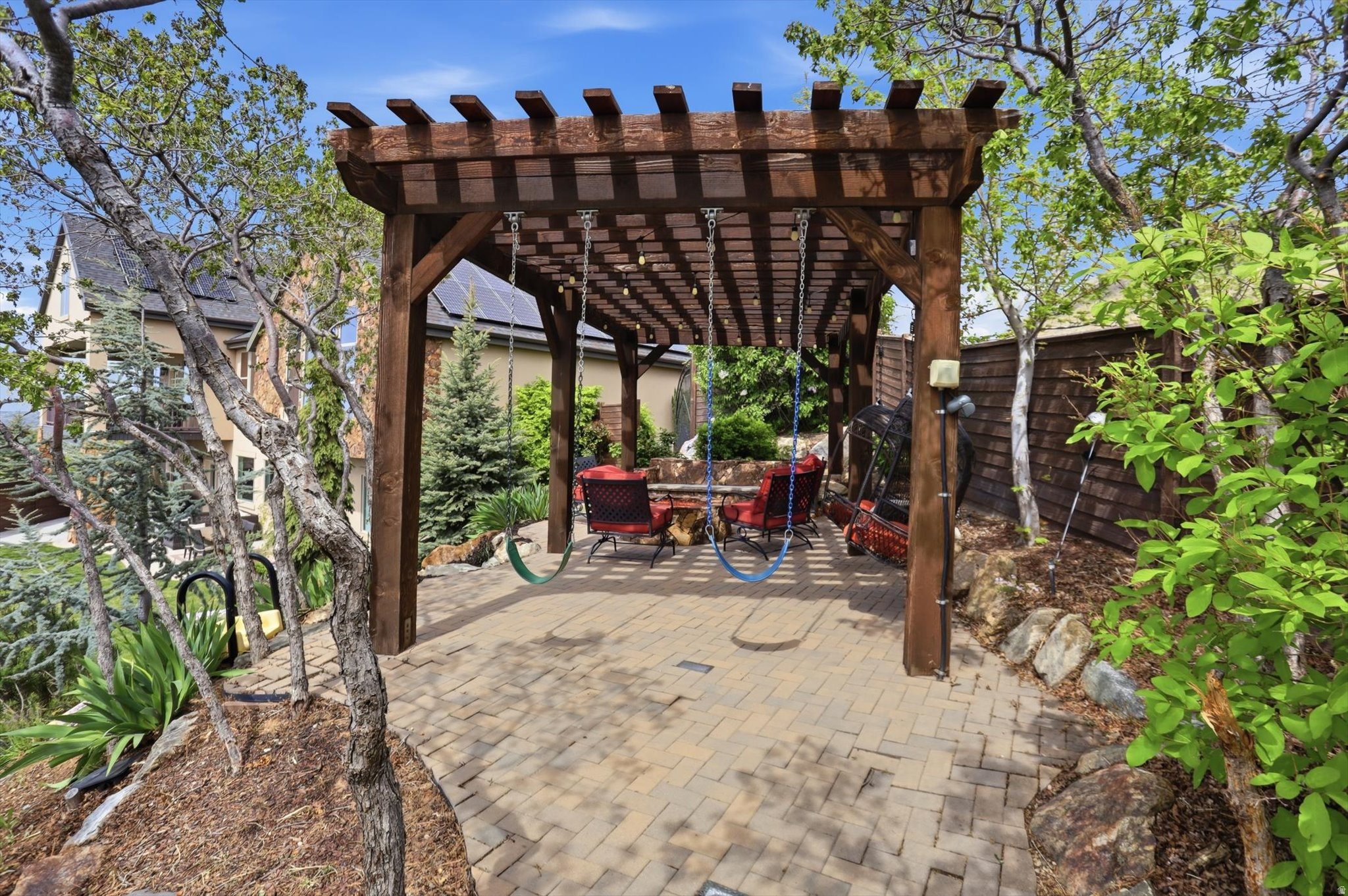 LAYTON RIDGES SUB - Residential