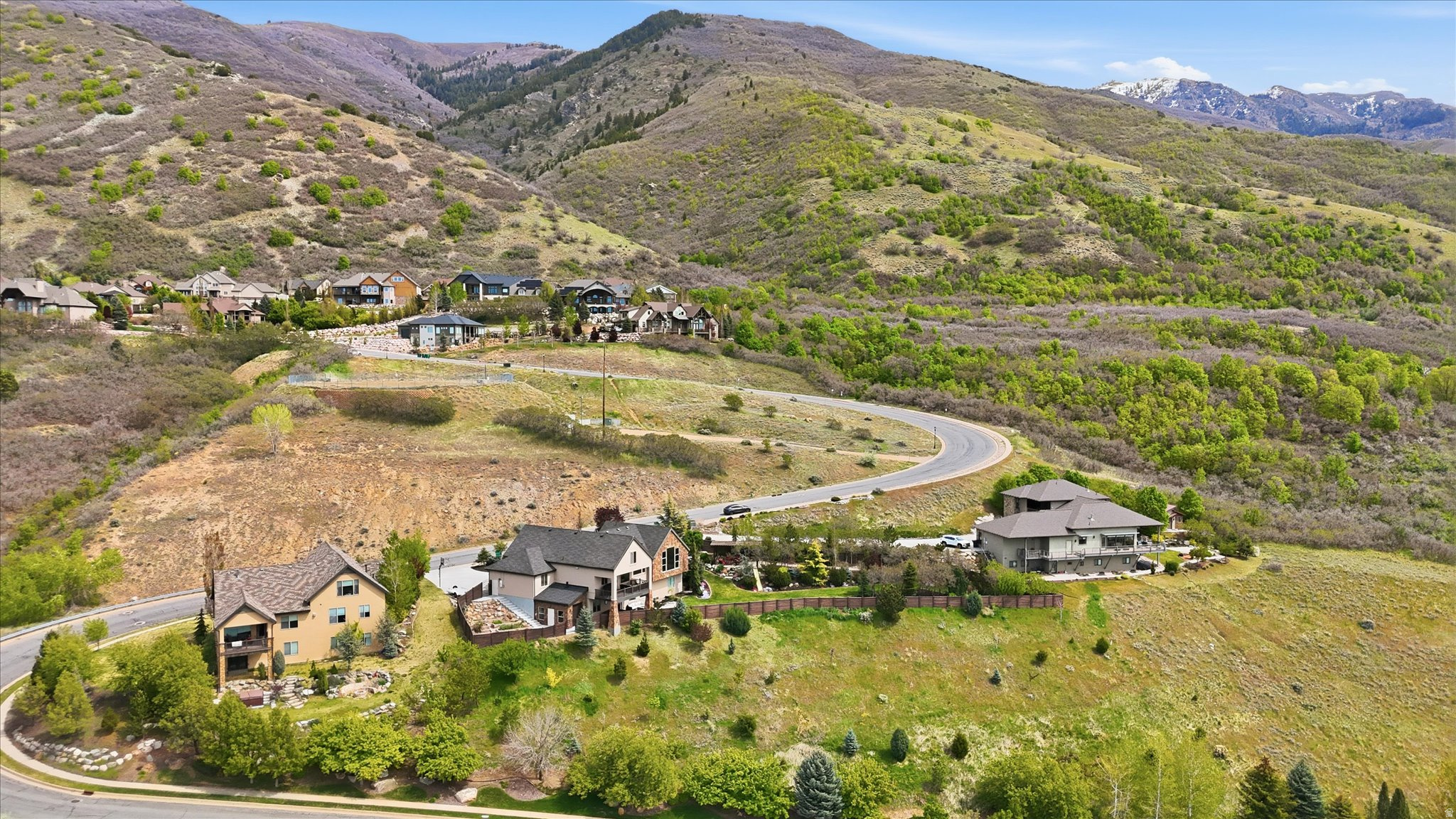 LAYTON RIDGES SUB - Residential