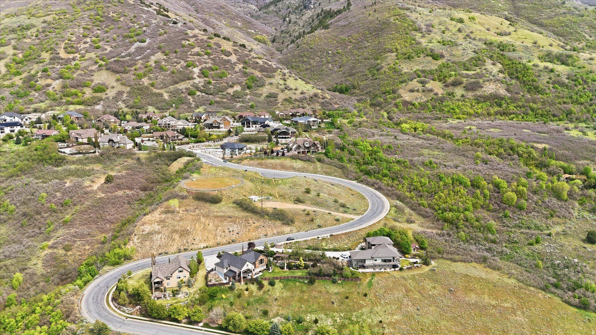 LAYTON RIDGES SUB - Residential