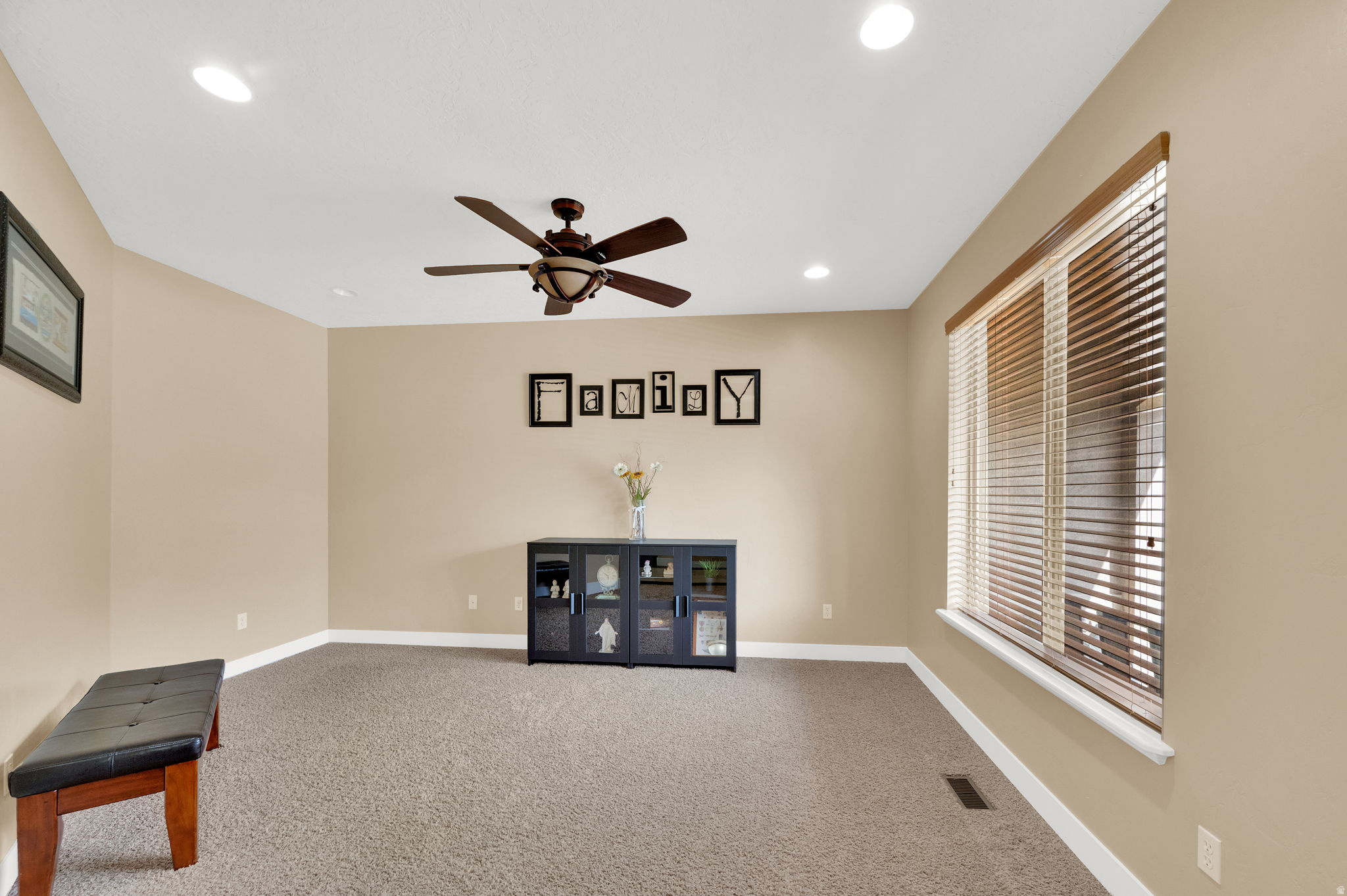 MOUNT LOAFER VIEW - Residential
