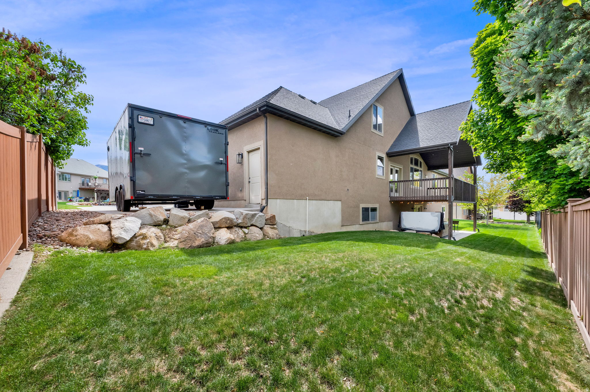 MOUNT LOAFER VIEW - Residential