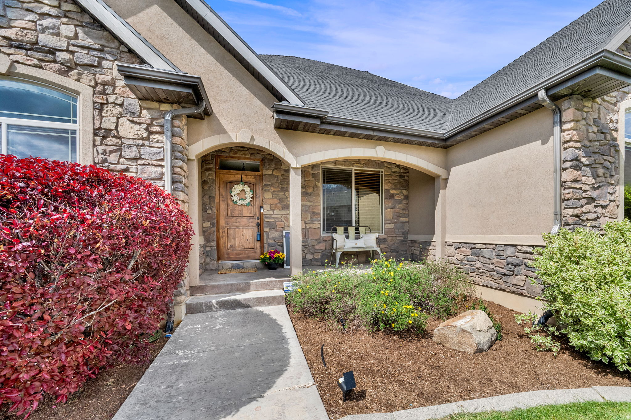 MOUNT LOAFER VIEW - Residential