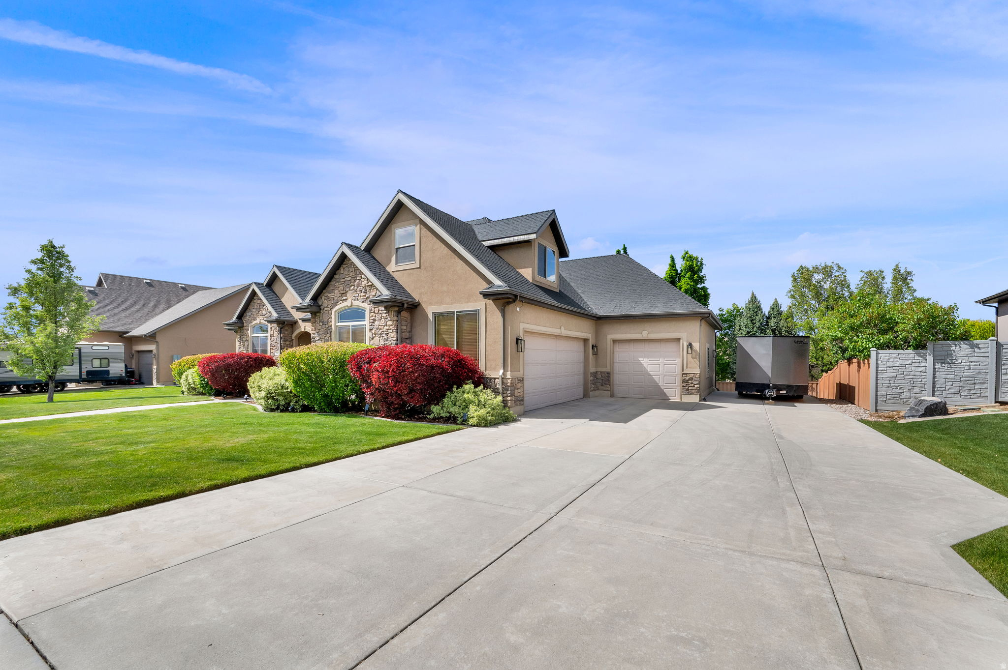 MOUNT LOAFER VIEW - Residential