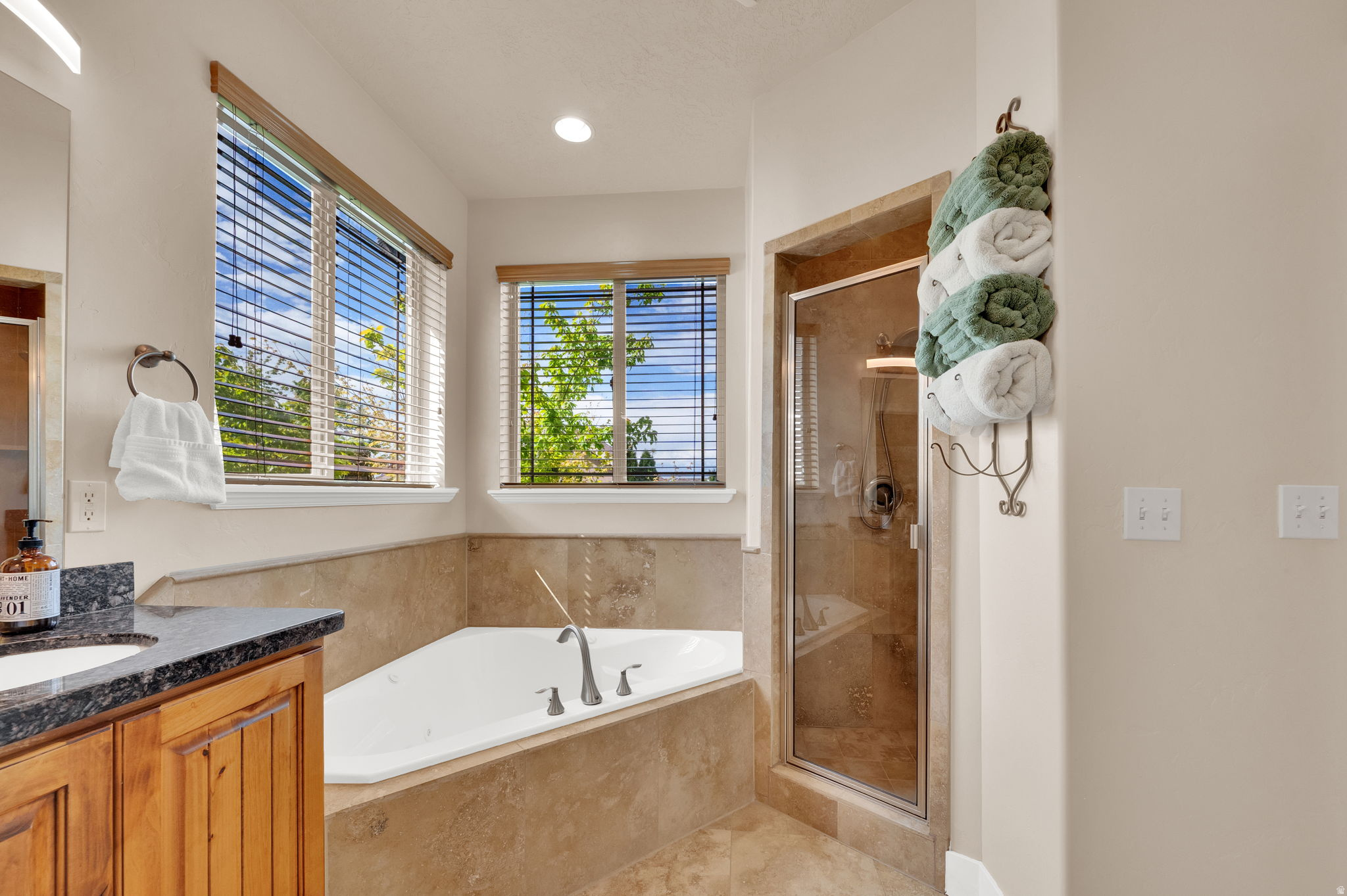 MOUNT LOAFER VIEW - Residential