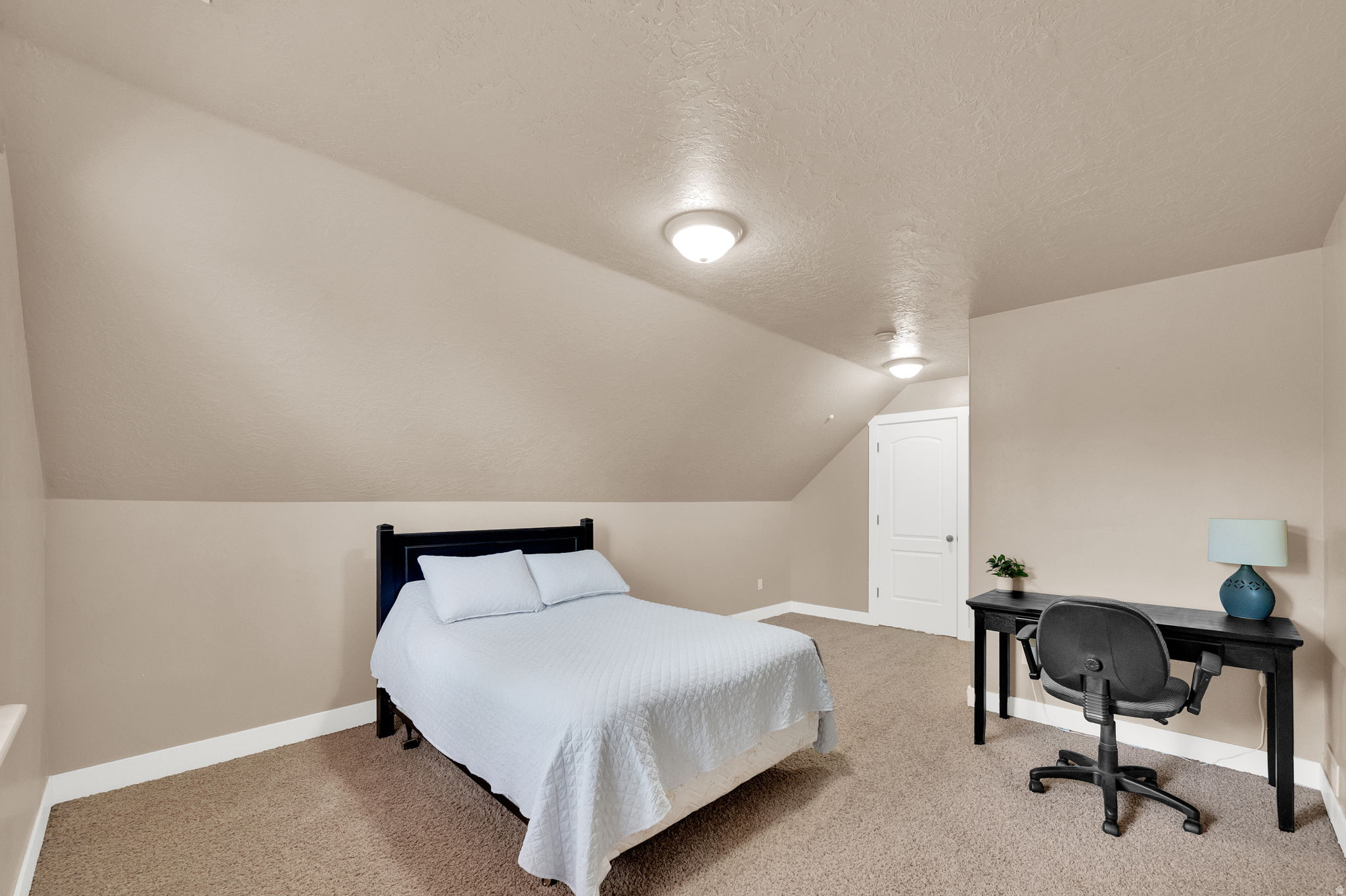 MOUNT LOAFER VIEW - Residential