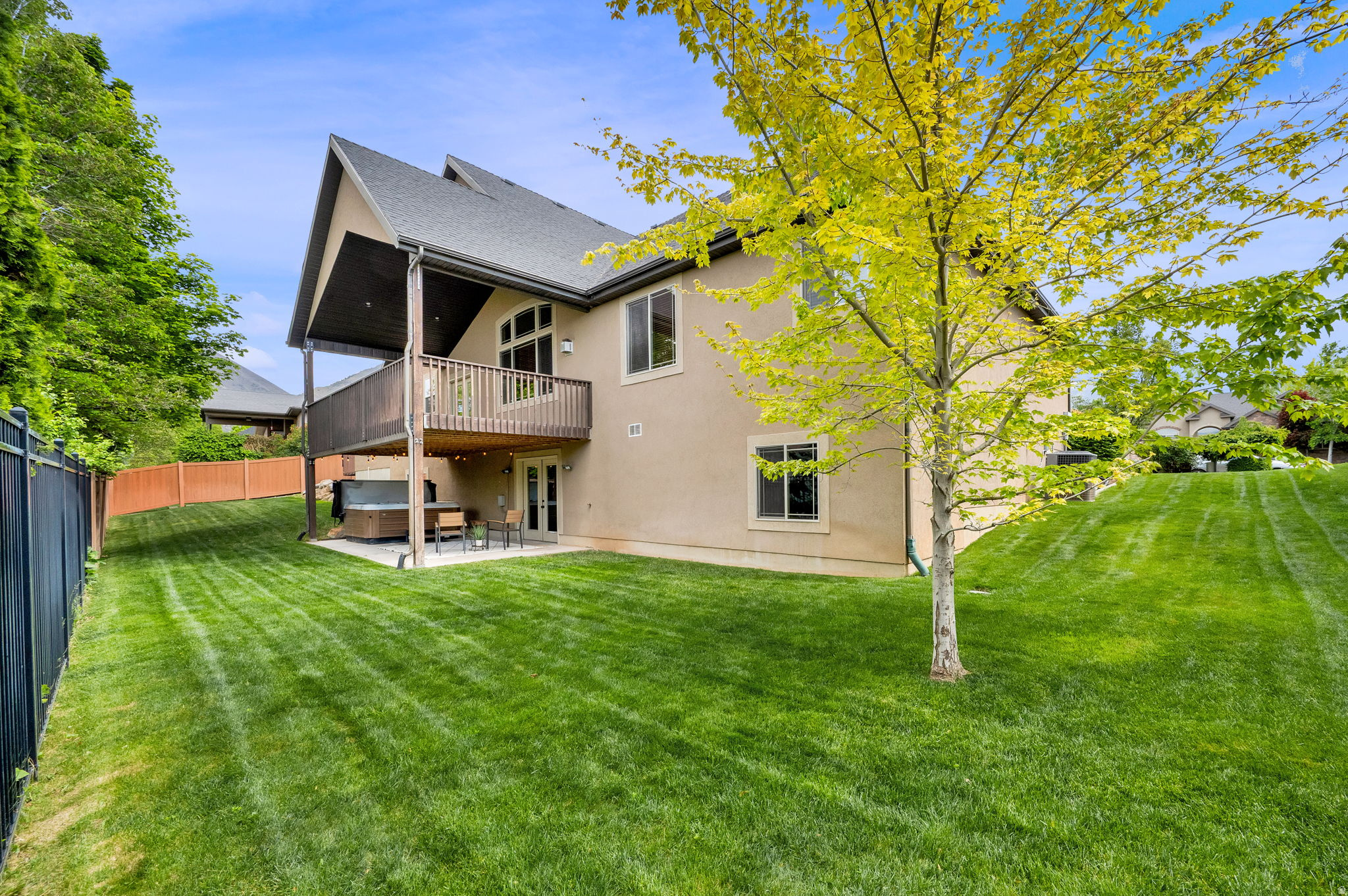 MOUNT LOAFER VIEW - Residential