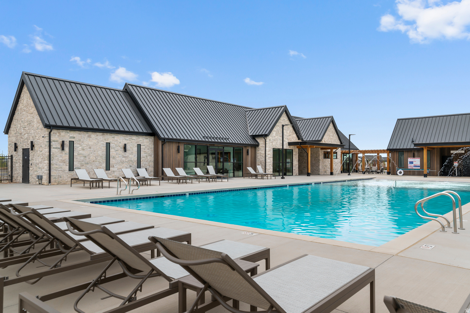 VIRIDIAN - Residential