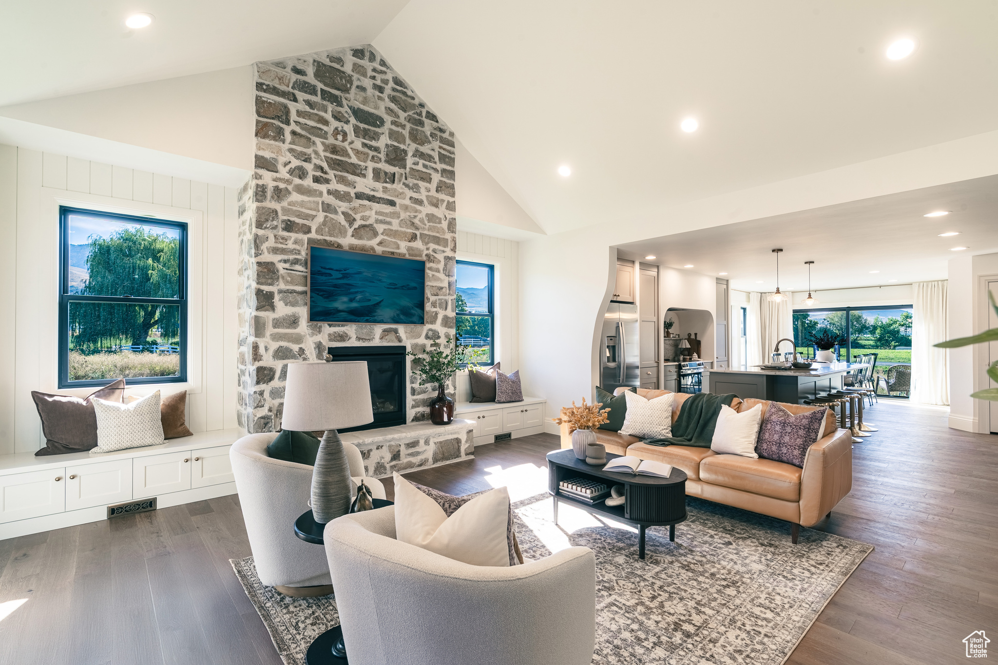 CITY CREEK - Residential