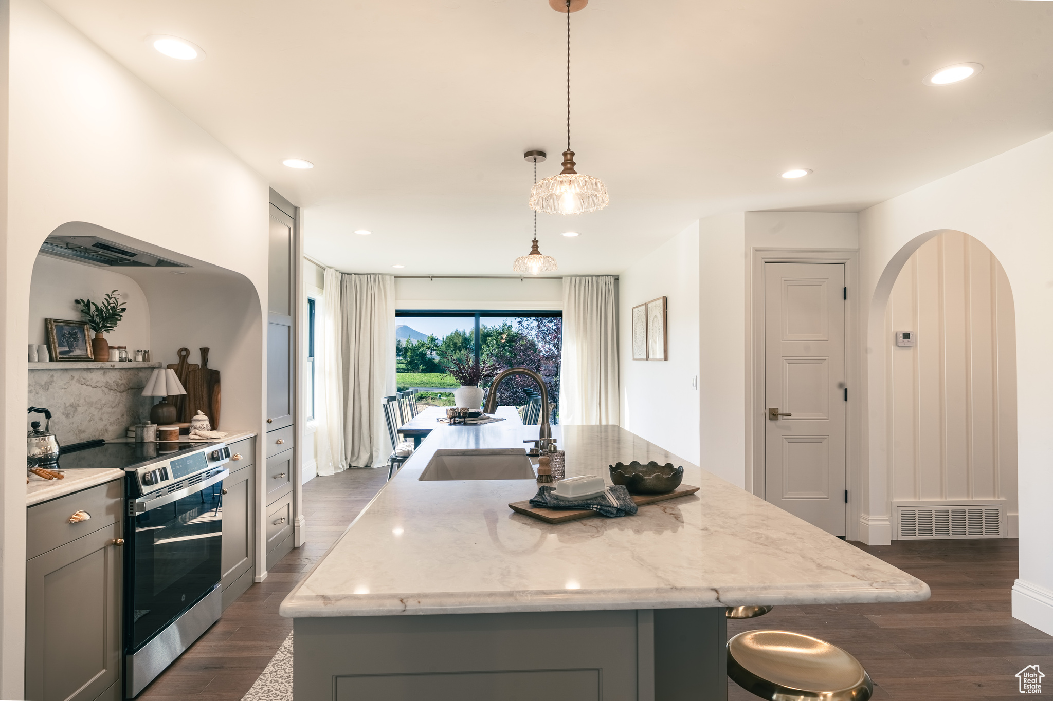 CITY CREEK - Residential
