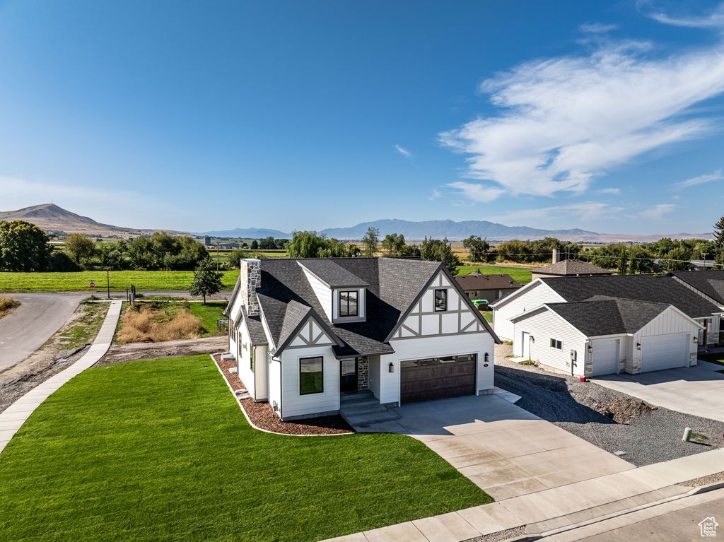 Photo of 174 S 300 W, Richmond, UT 84333 (MLS # 2112009)