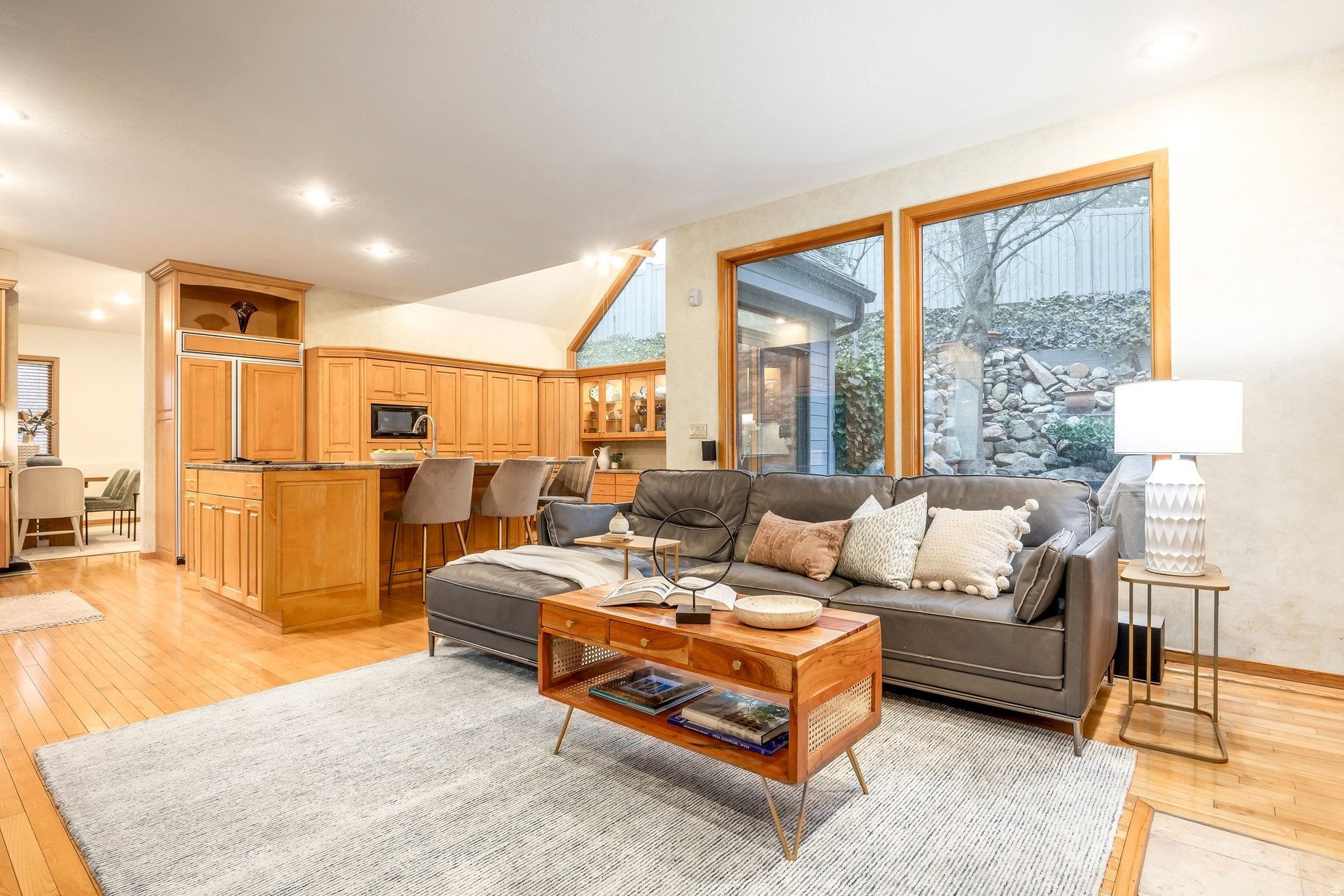 COVE MT OLYMPUS - Residential