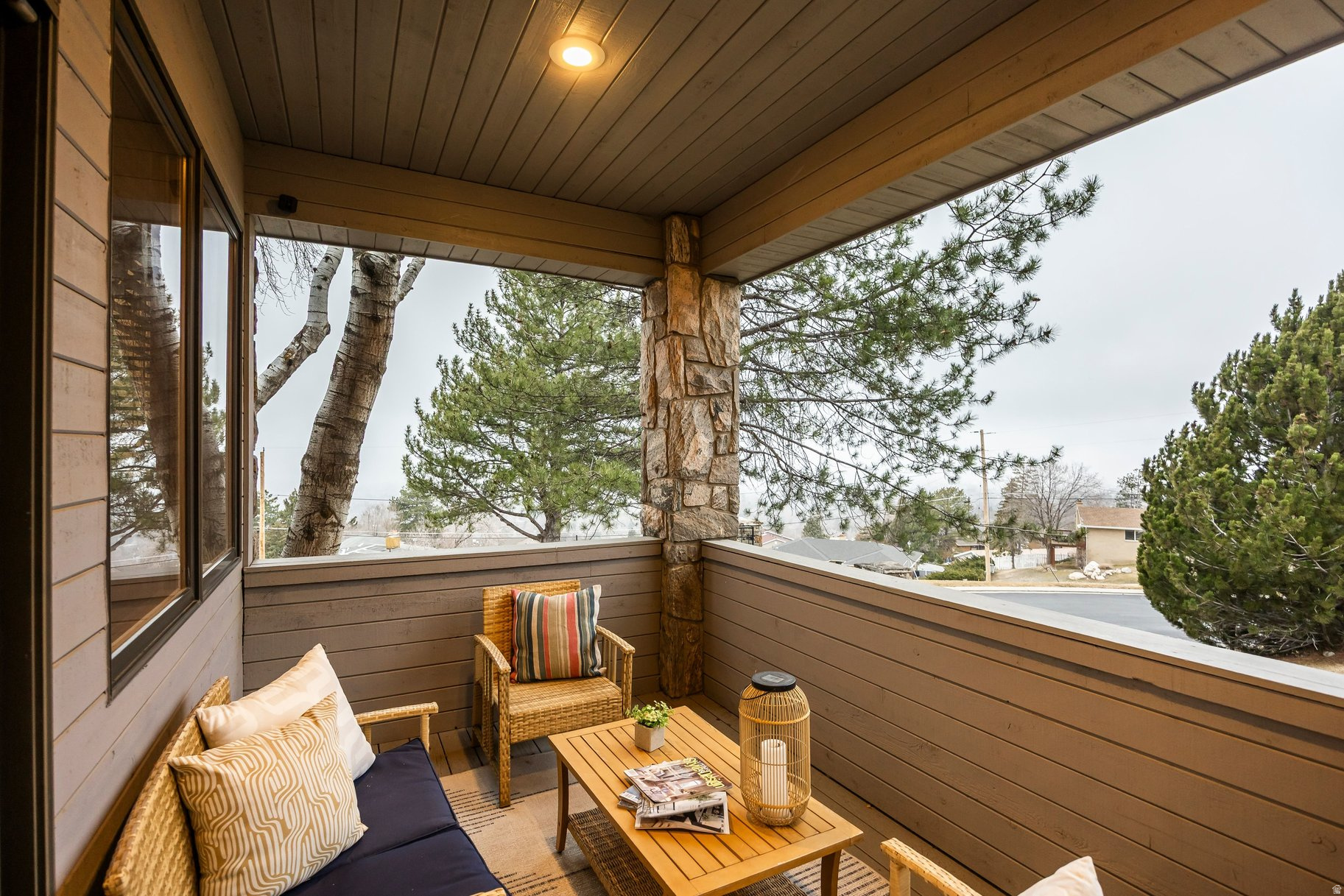 COVE MT OLYMPUS - Residential