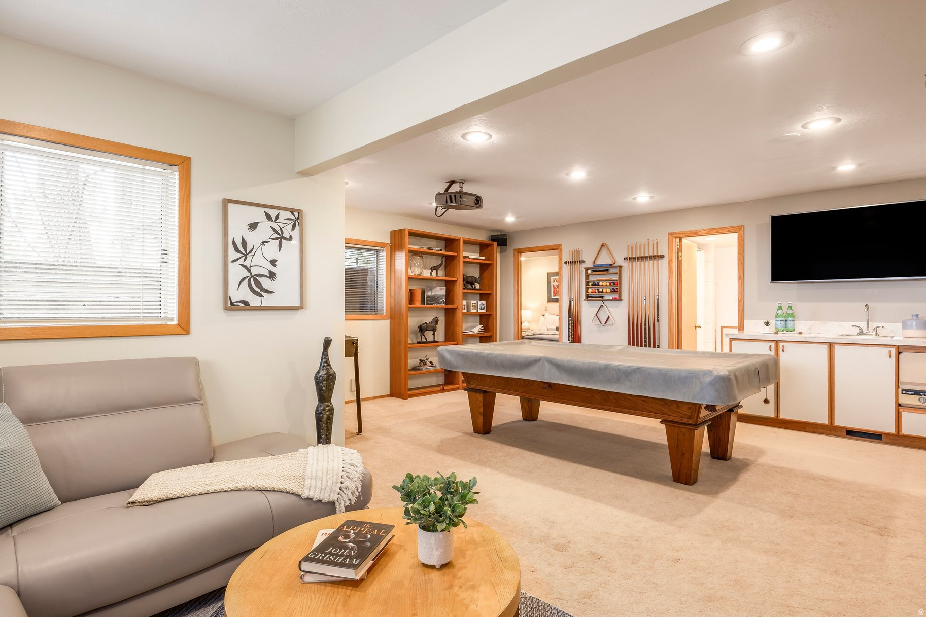 COVE MT OLYMPUS - Residential