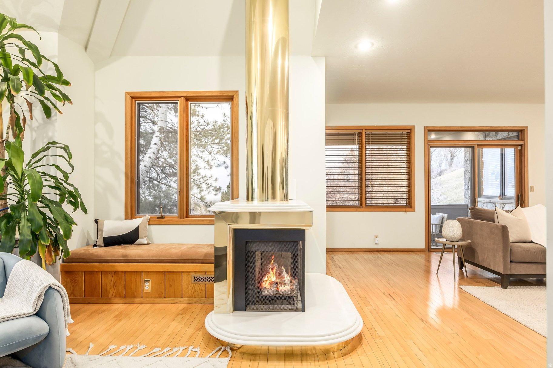 COVE MT OLYMPUS - Residential