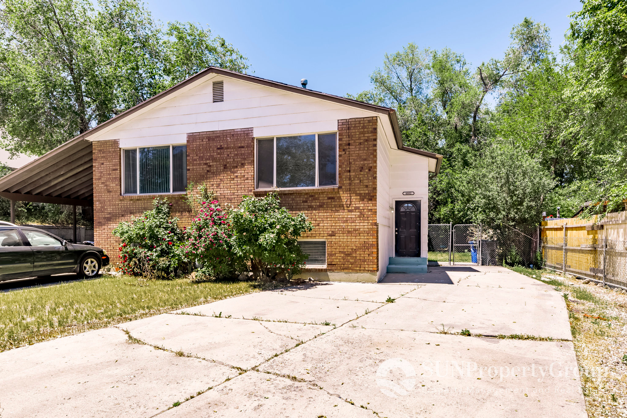 HUNTER VILLAGE - Residential Income