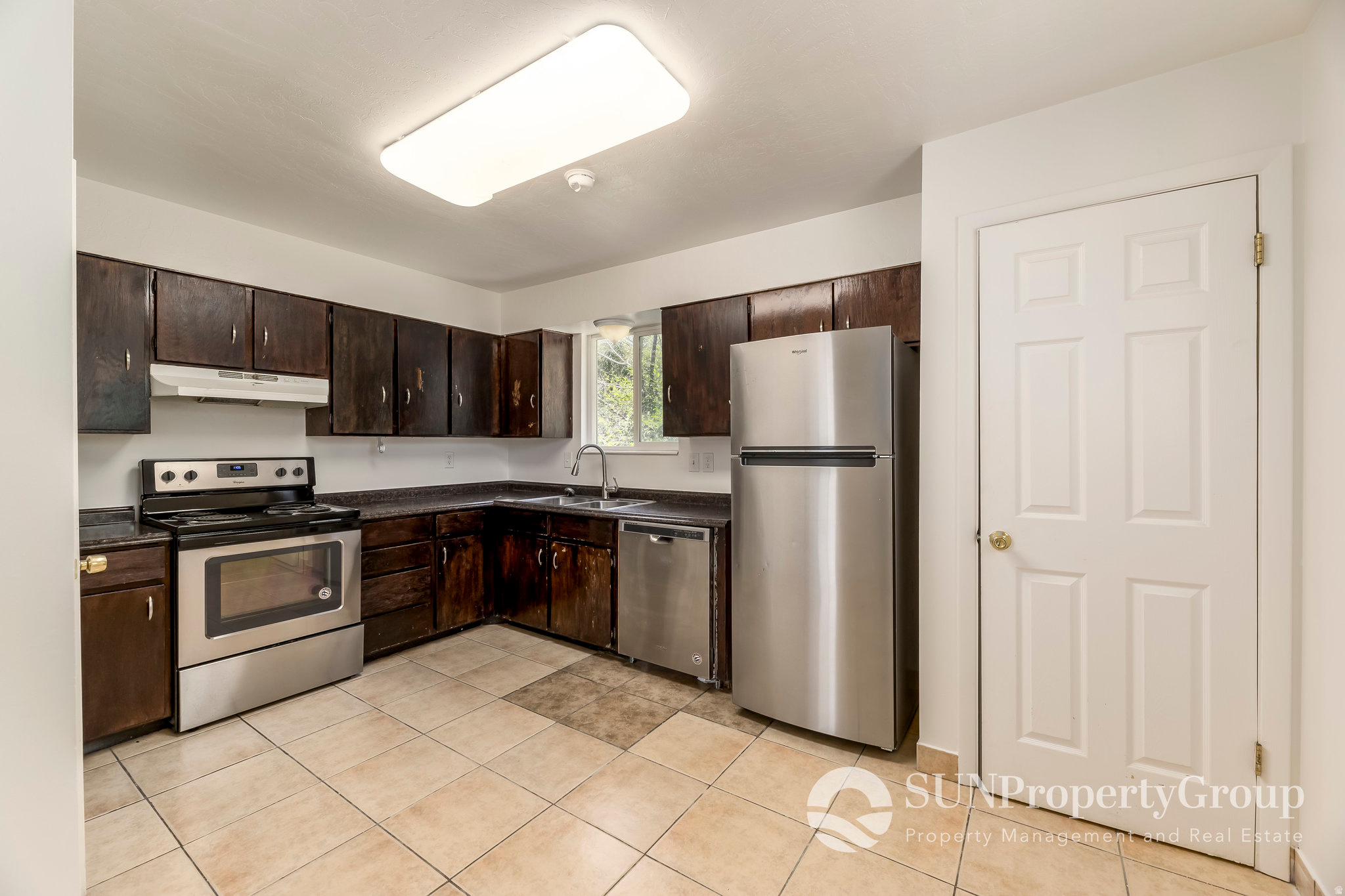 HUNTER VILLAGE - Residential Income