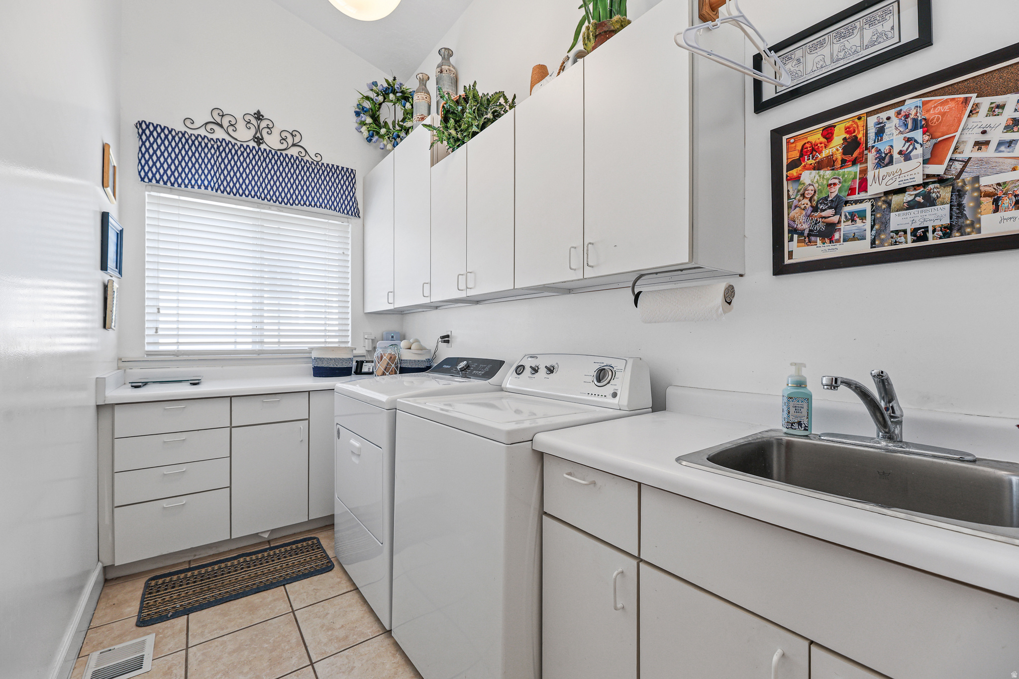 CENTERVILLE COMMONS - Residential