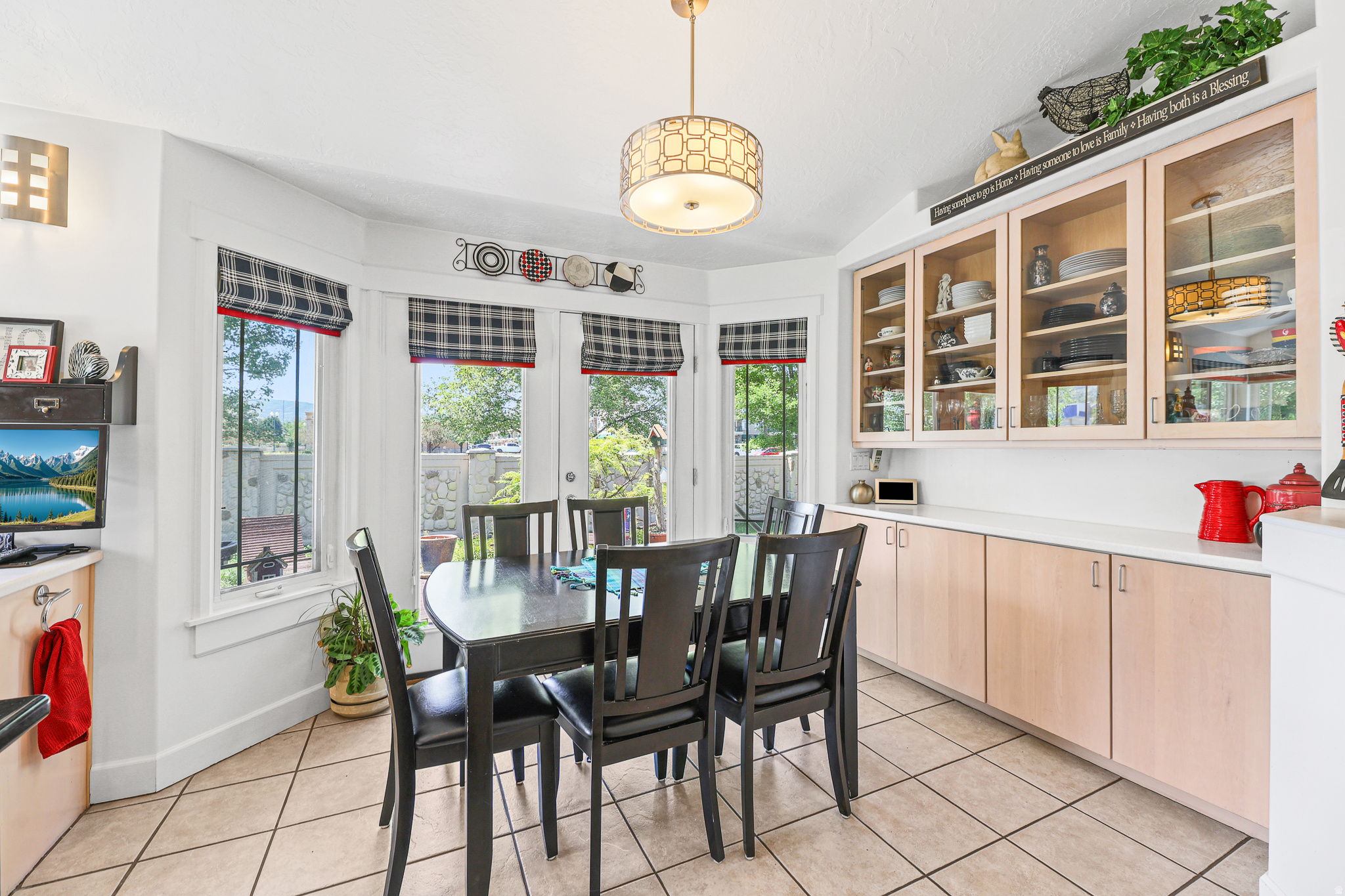 CENTERVILLE COMMONS - Residential