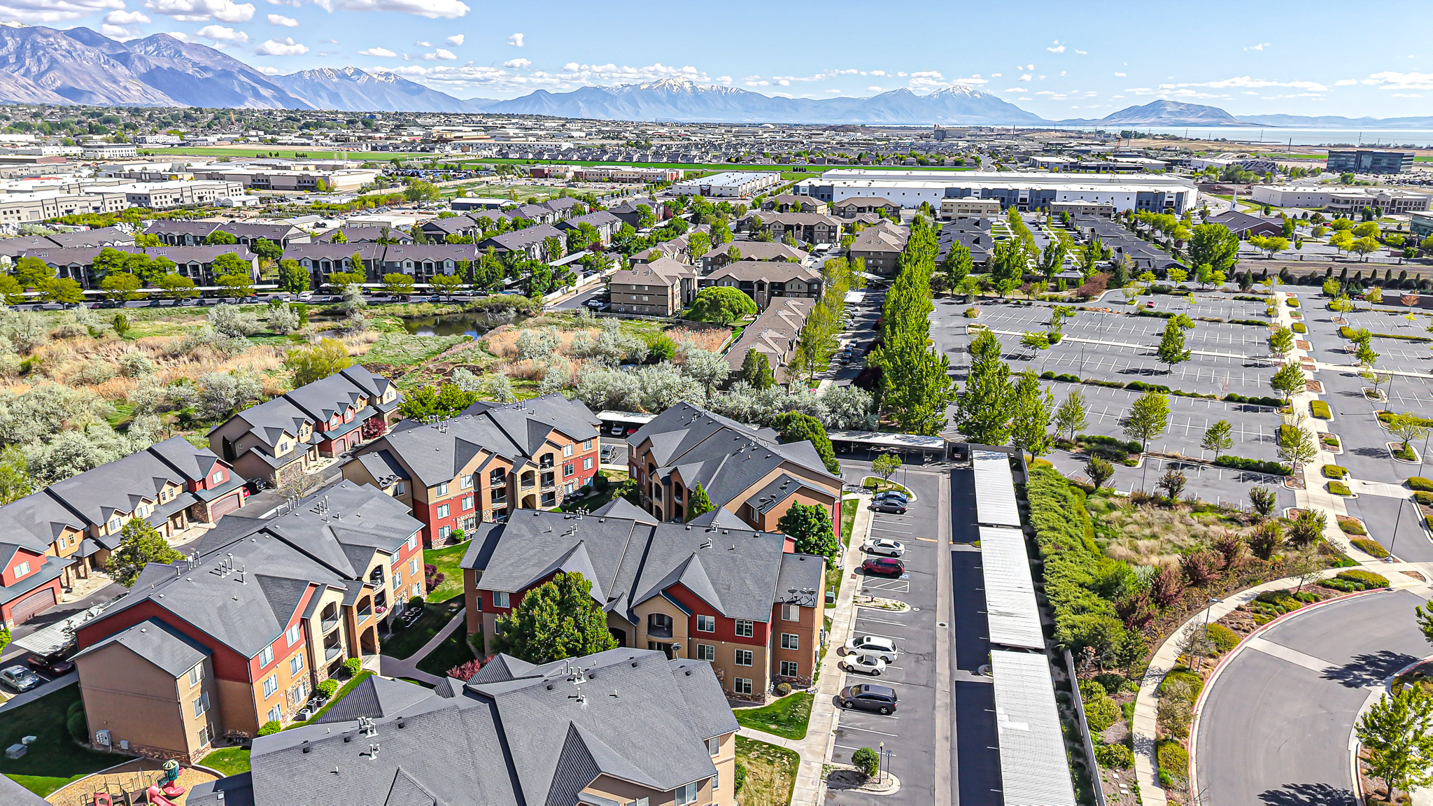 MAPLEWOOD - Residential