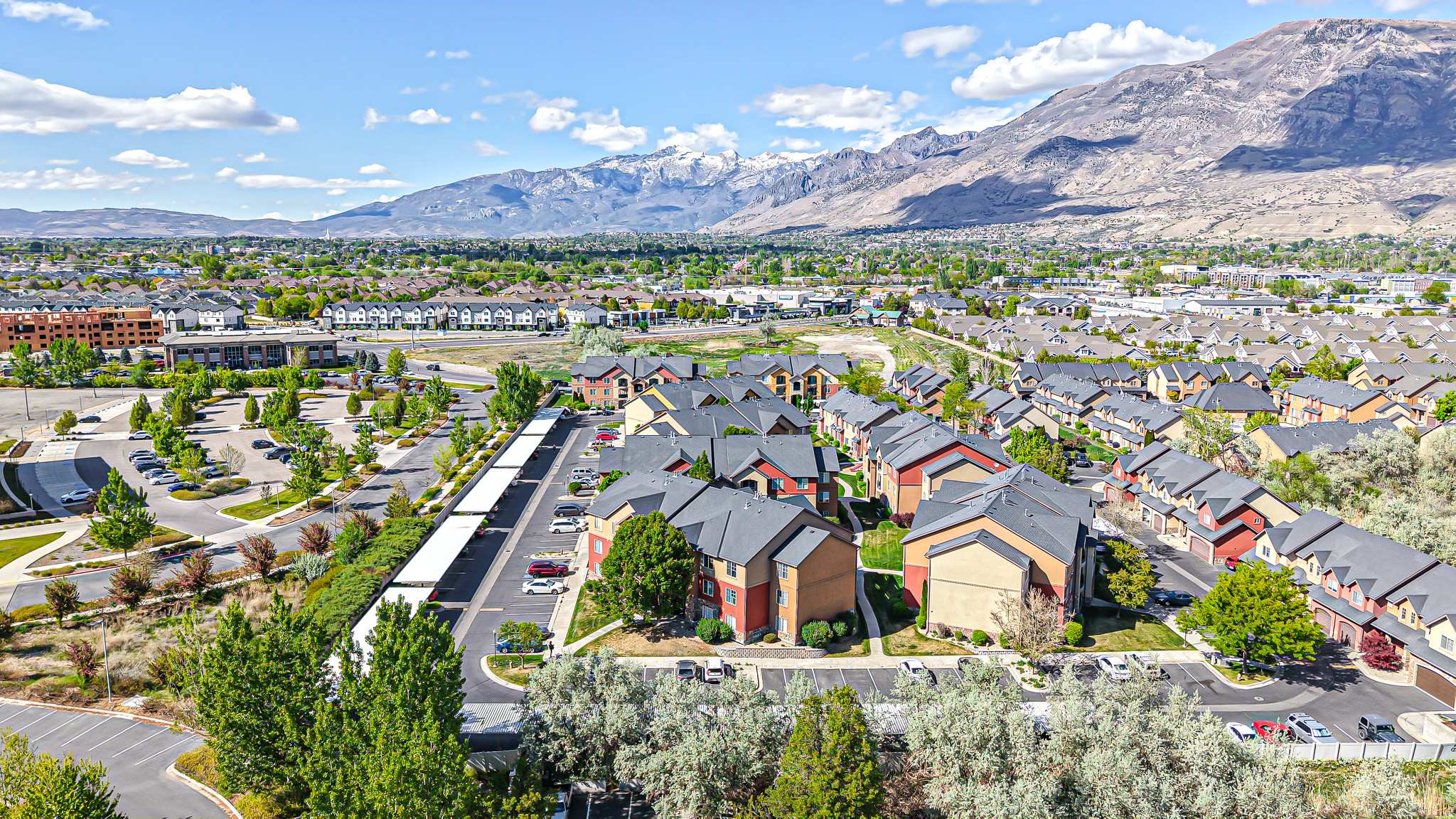 MAPLEWOOD - Residential