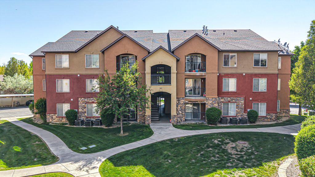 Photo of 367 S 1000 W #201, Pleasant Grove, UT 84062 (MLS # 2153828)