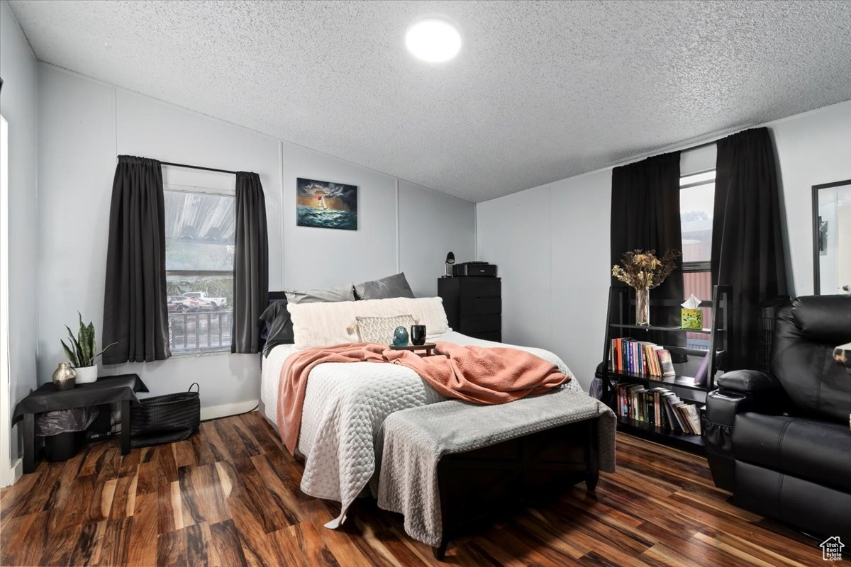 MAJESTIC OAKS - Residential