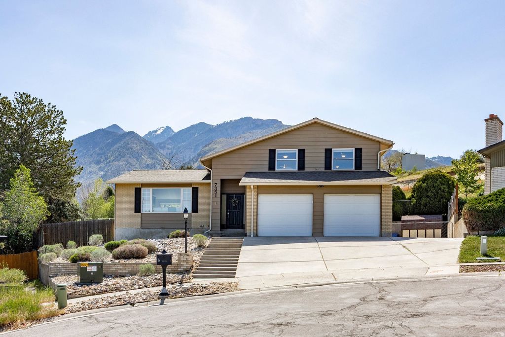 Photo of 7351 S CHESTNUT CIR E, Cottonwood Heights, UT 84121 (MLS # 2157169)
