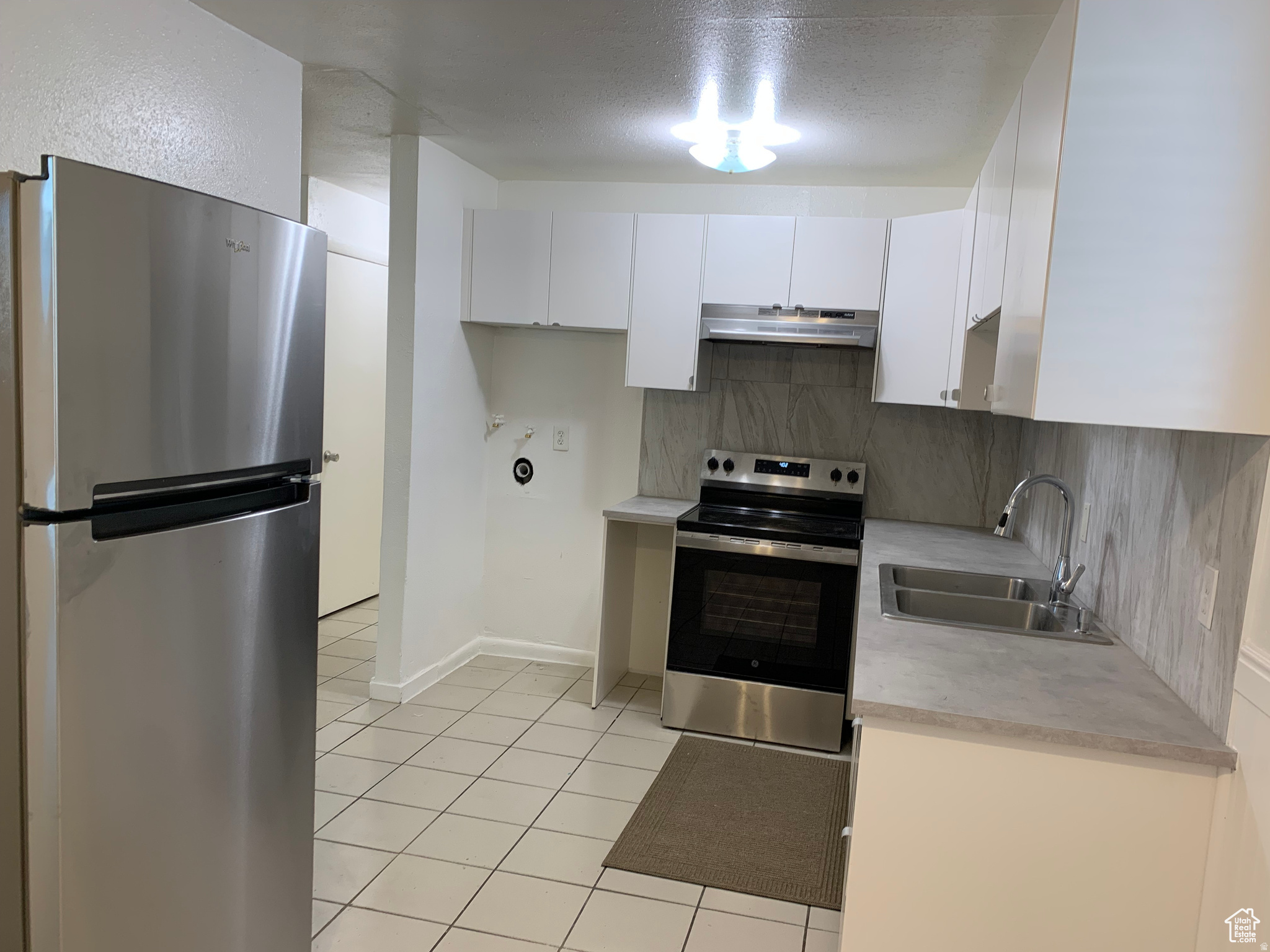 LAKE PARK - Residential Income