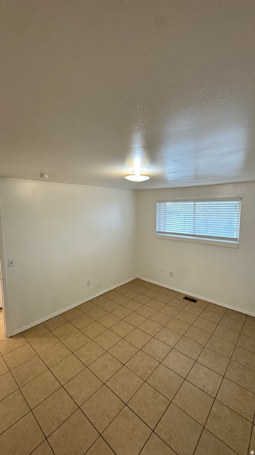 LAKE PARK - Residential Income