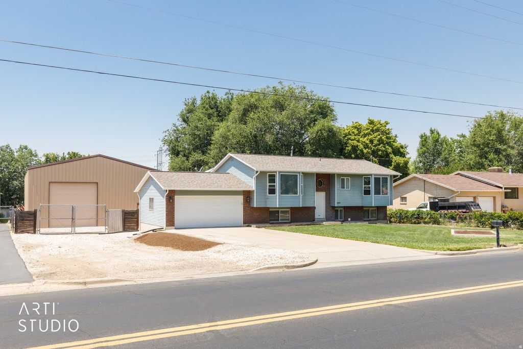 Photo of 5895 S 3100 W, Roy, UT 84067 (MLS # 2171891)