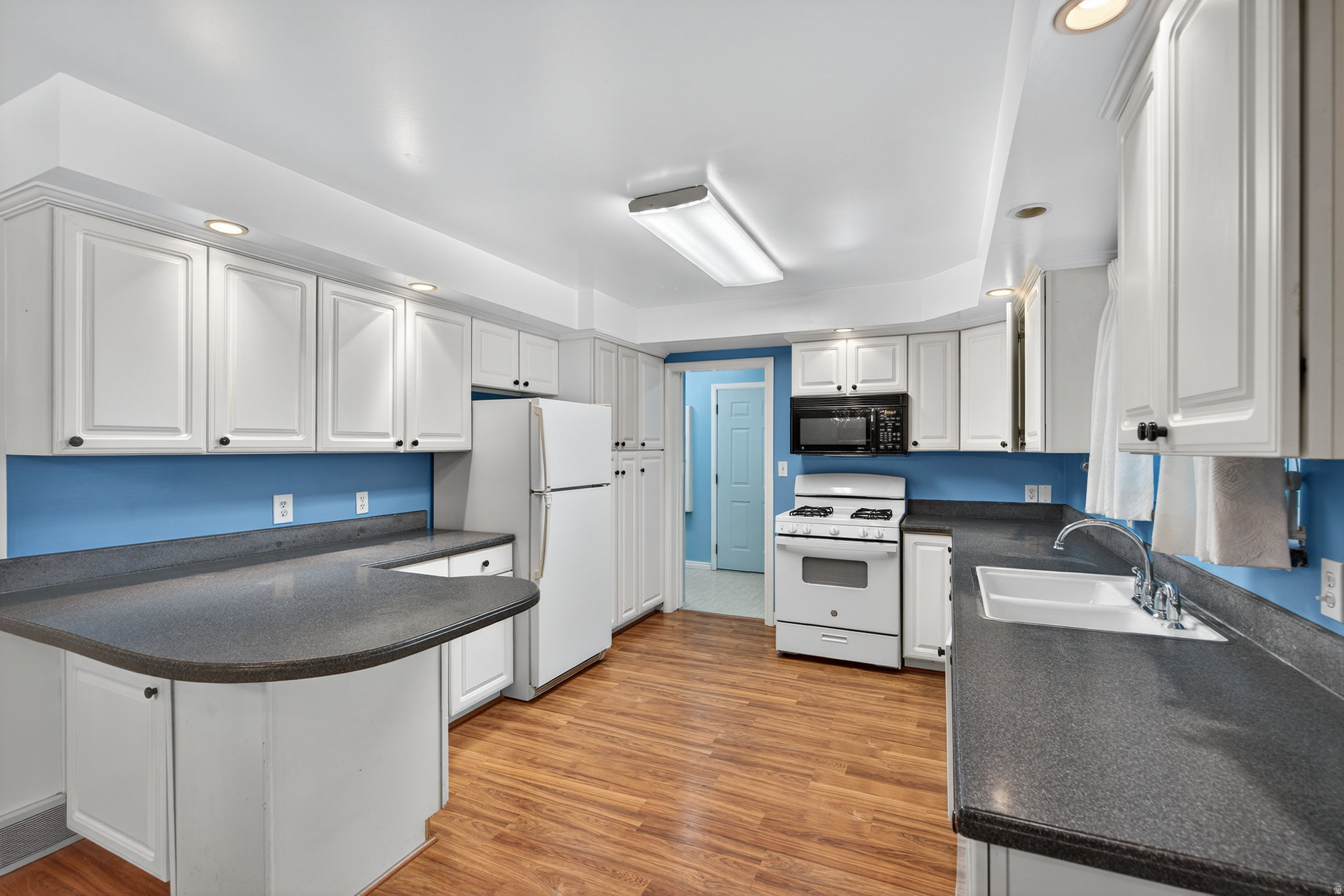 OVERLAKE - Residential