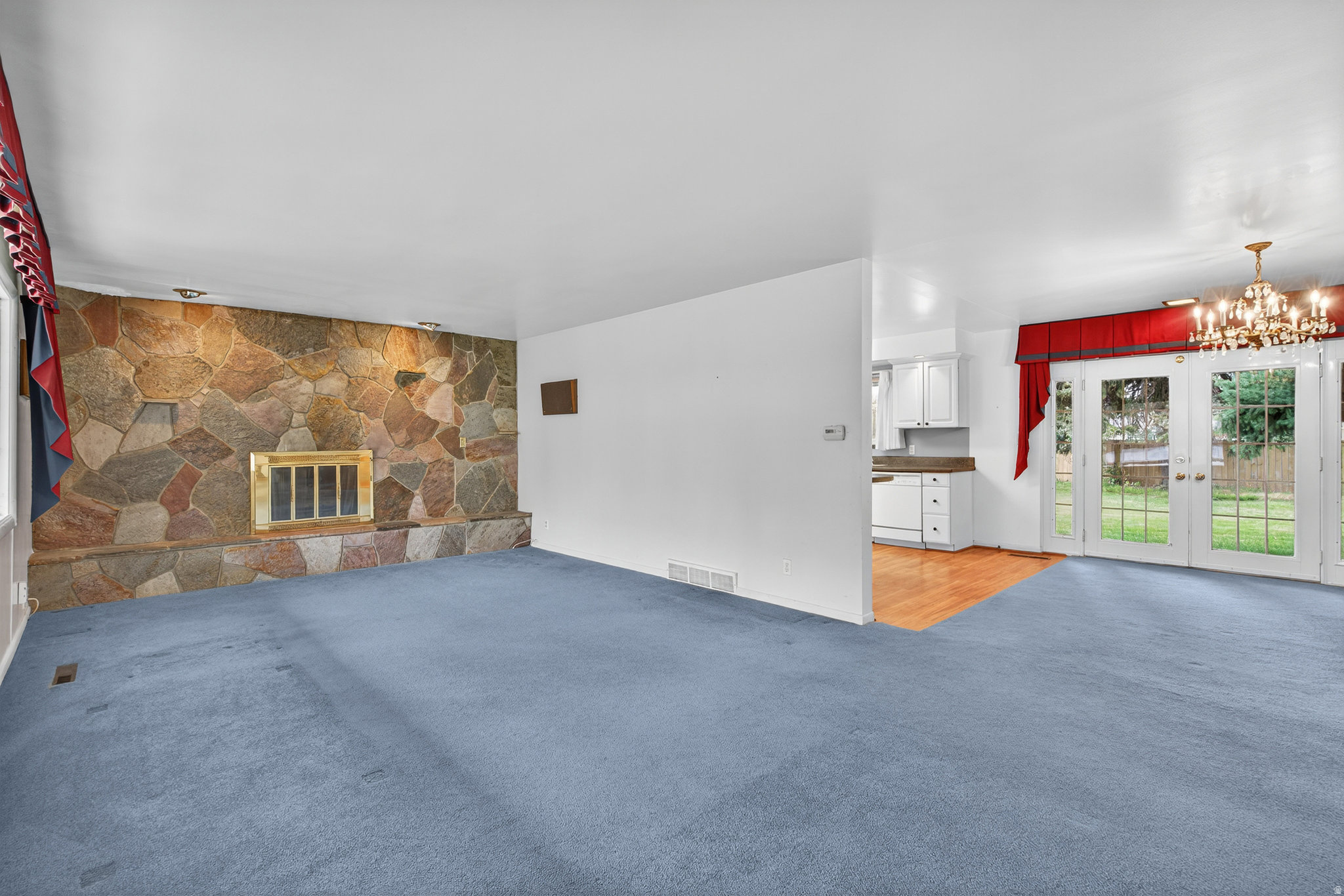 OVERLAKE - Residential