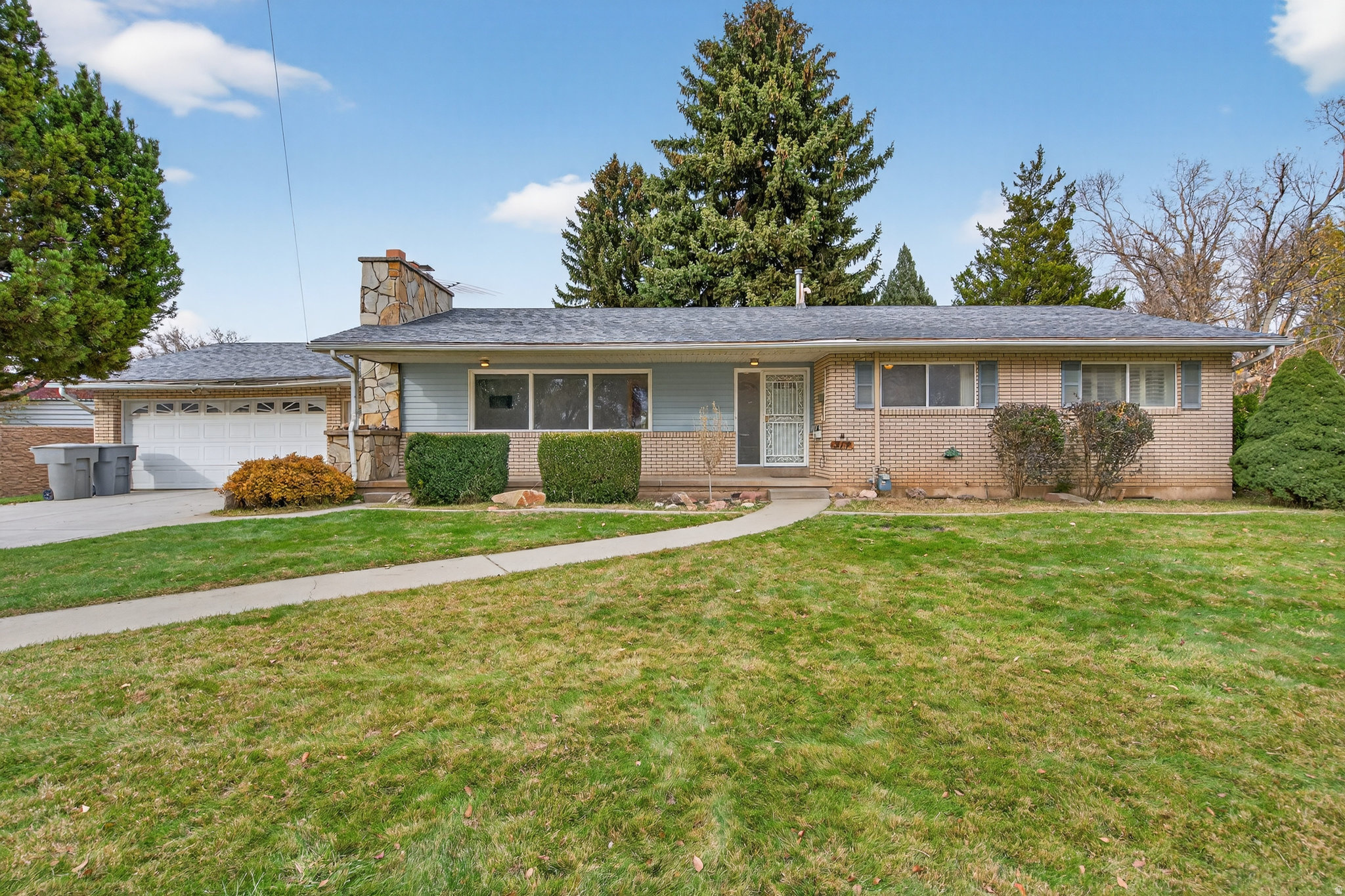 OVERLAKE - Residential