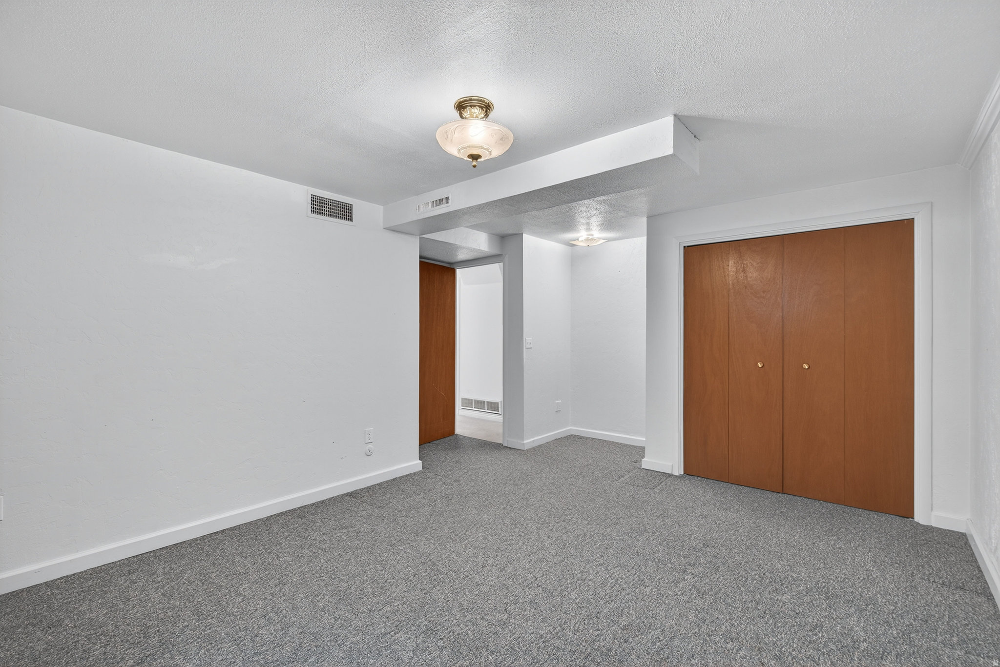 OVERLAKE - Residential