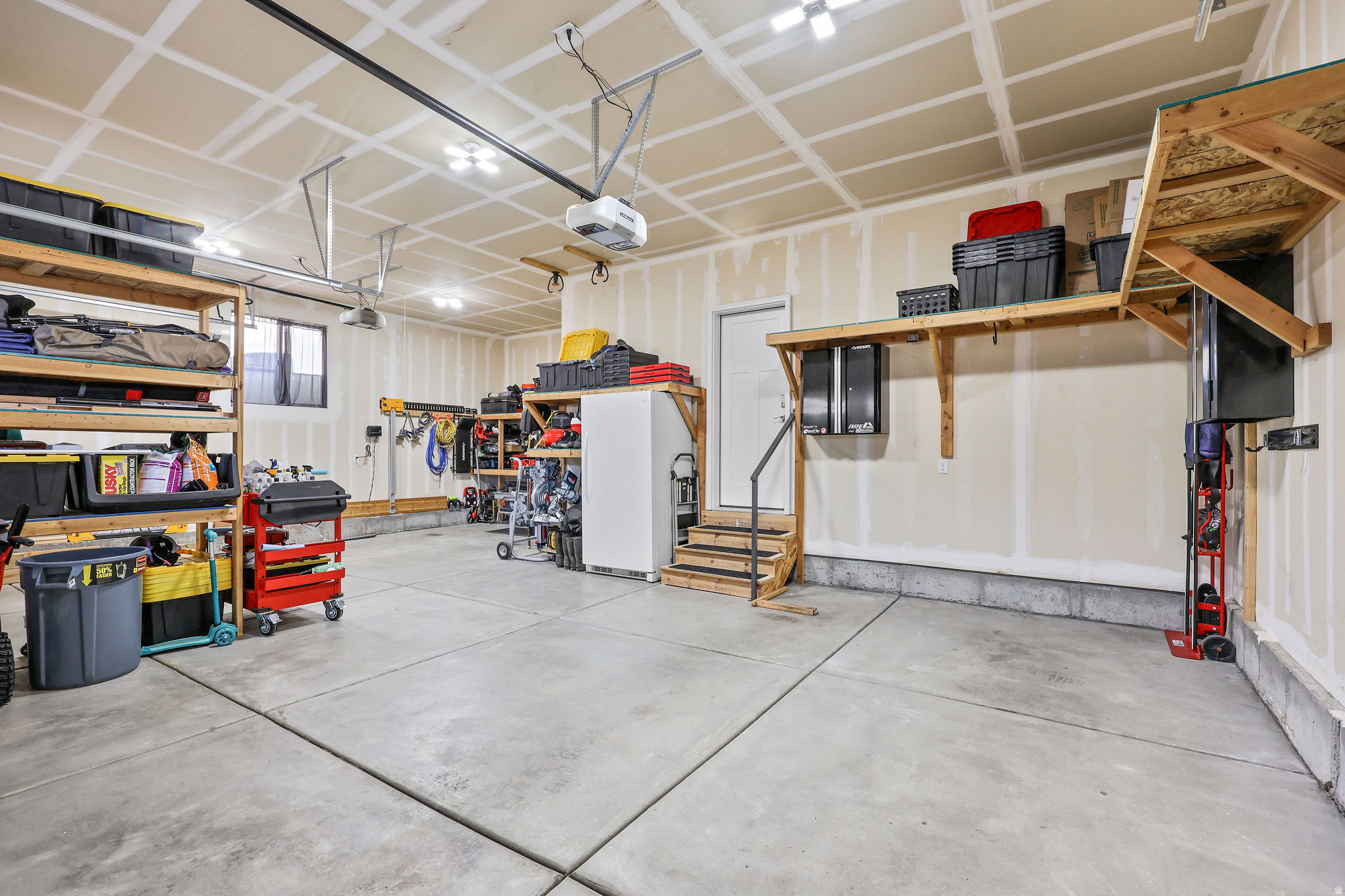 MOUNTAIN VISTA - Residential