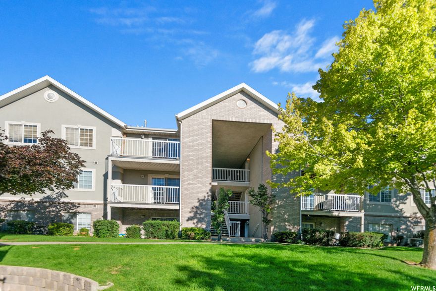 All showings, inspections, and appraisals are scheduled through Aligned Showings.