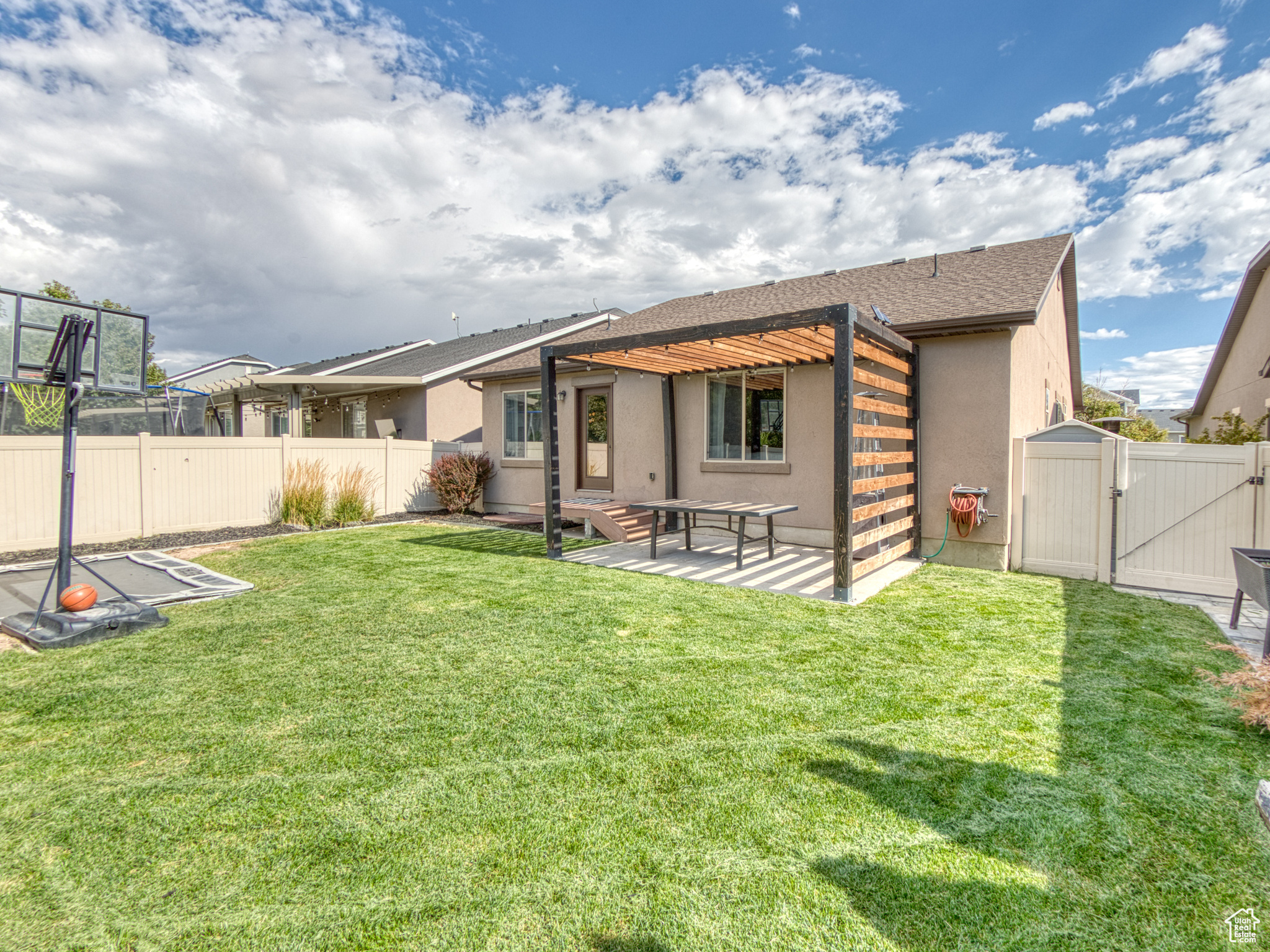 HERRIMAN TOWN CENTER - Residential