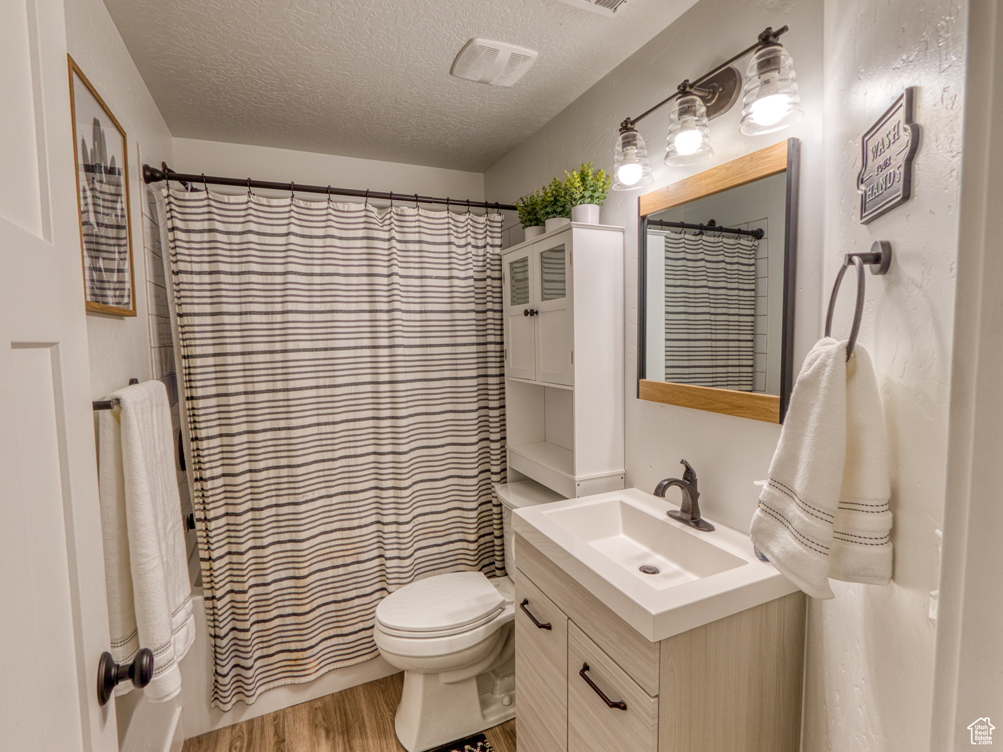 HERRIMAN TOWN CENTER - Residential