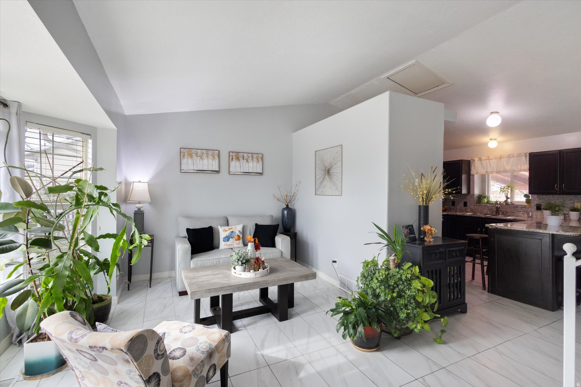 IMPRESSIONS - Residential