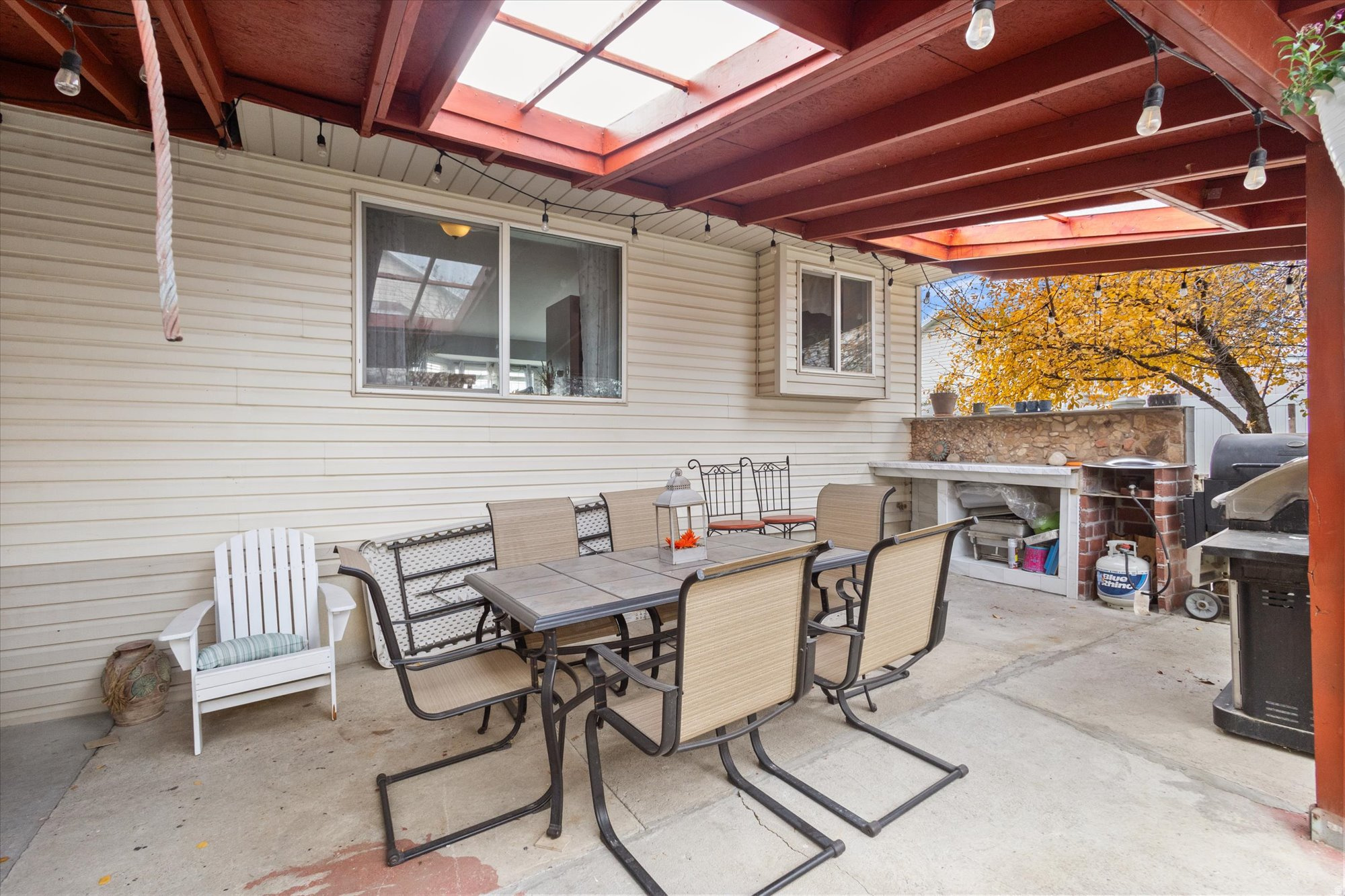 IMPRESSIONS - Residential