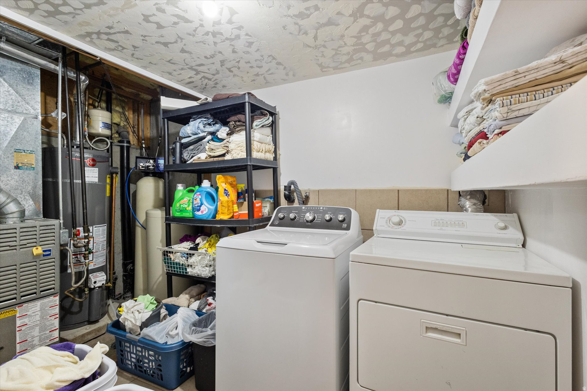 IMPRESSIONS - Residential