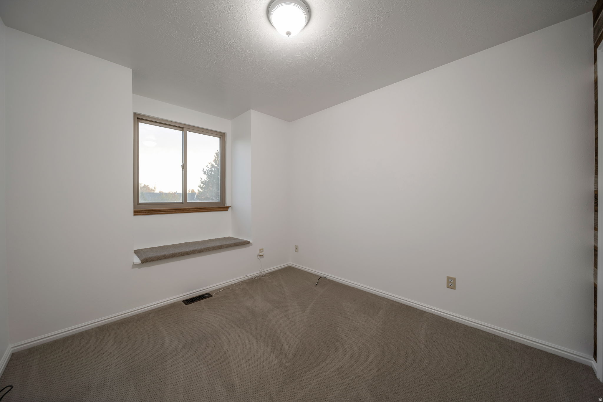 HILL CREST ACRES - Residential